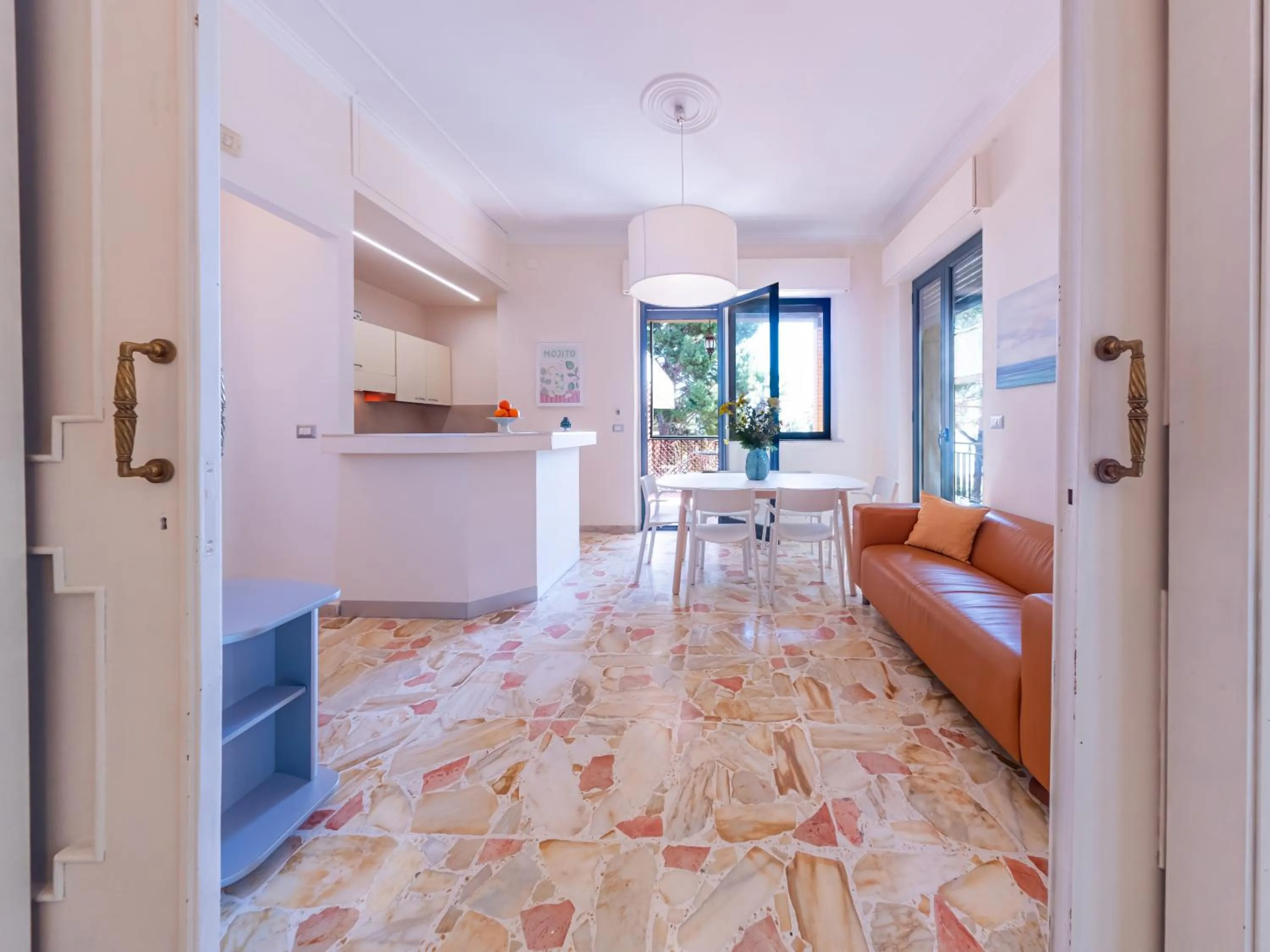 Kitchen or kitchenette in Villa delle Palme