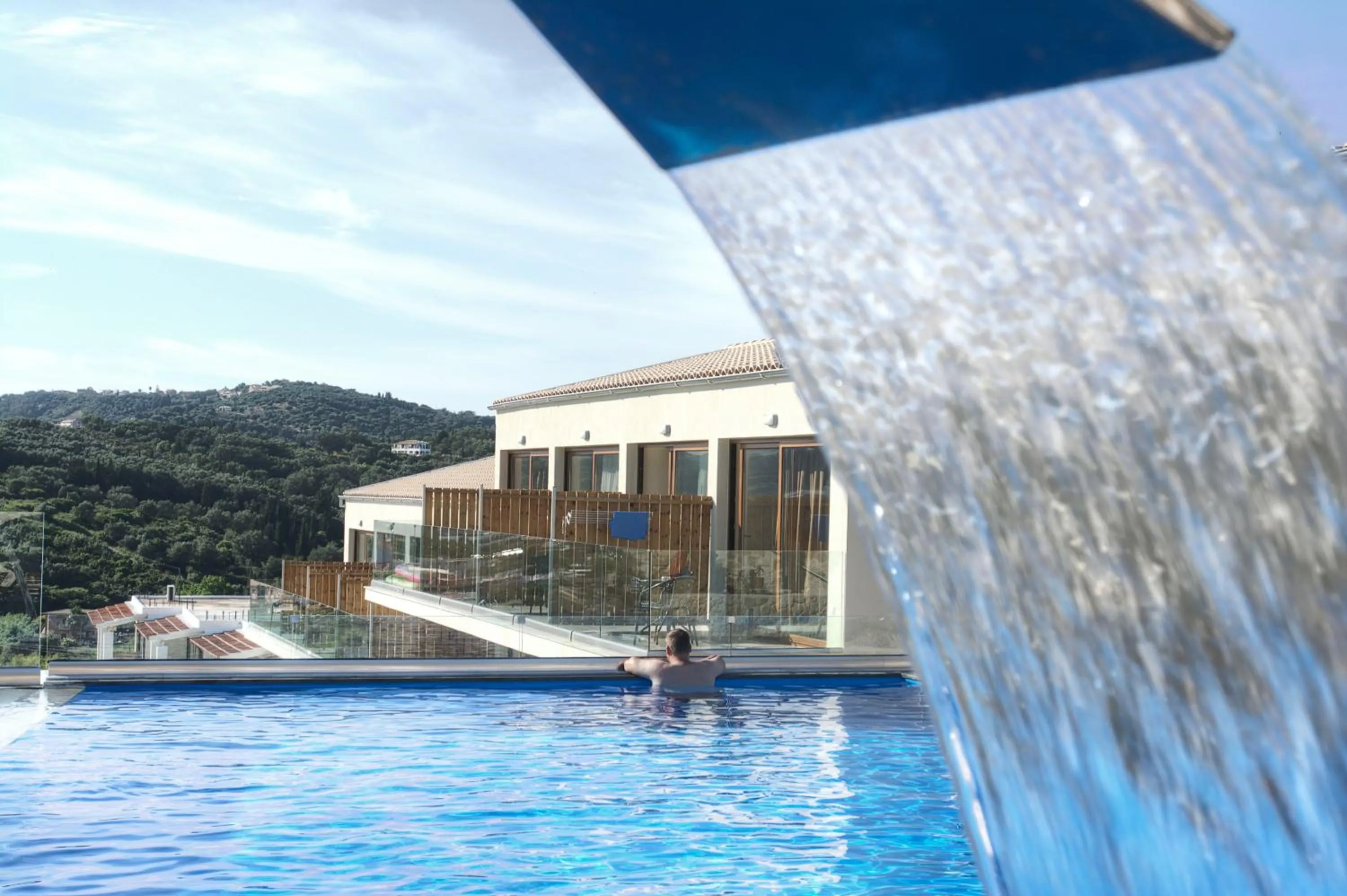 Swimming pool in Porto Demo Hotel