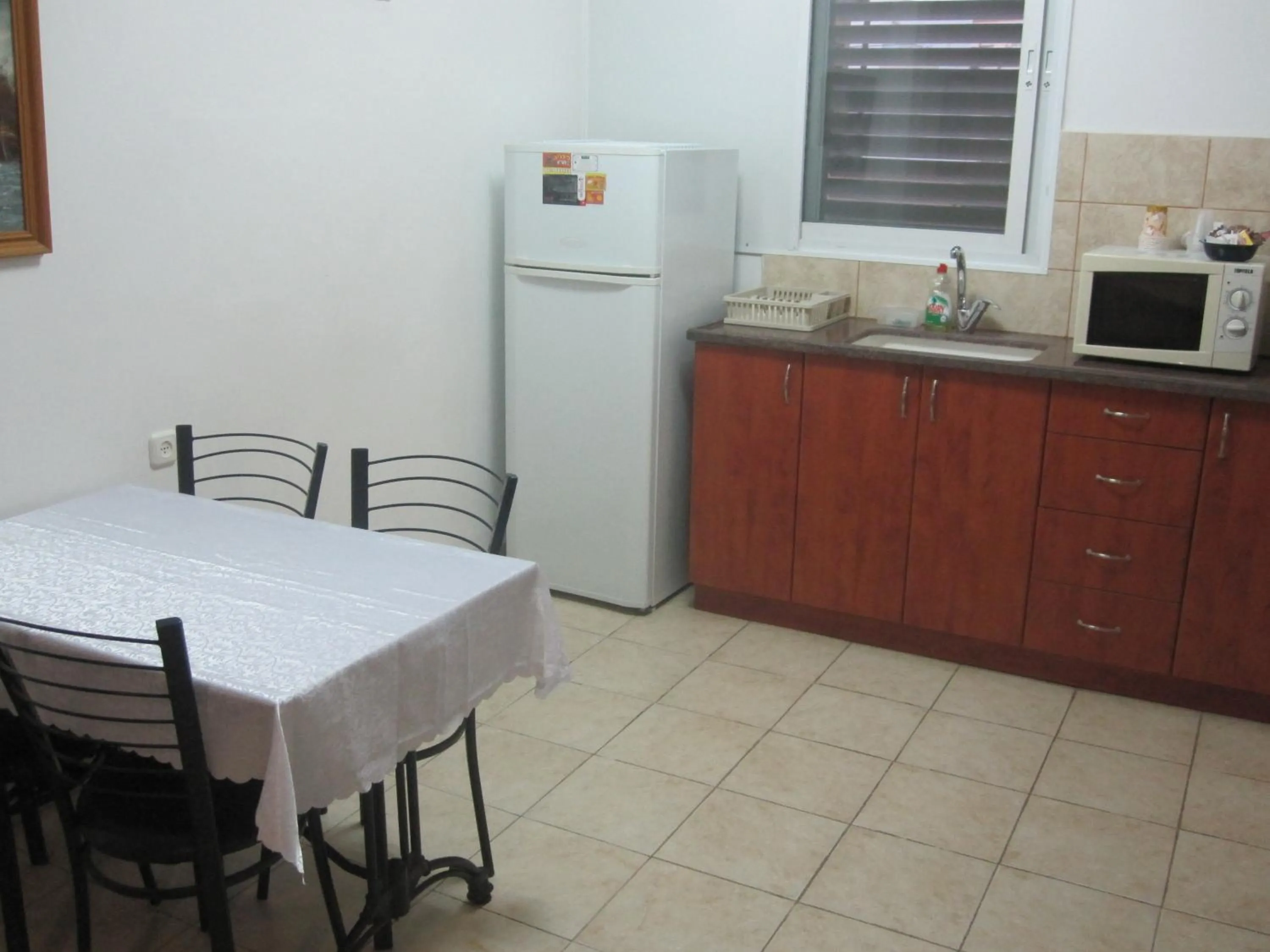 Coffee/tea facilities in Ga'aton Motel