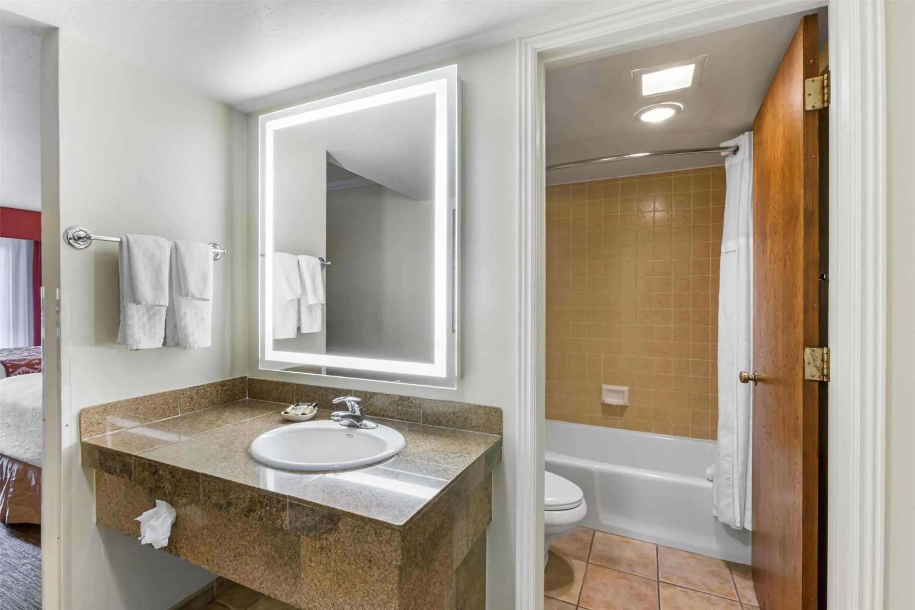 Bathroom in Best Western Plus Arroyo Roble Hotel & Creekside Villas