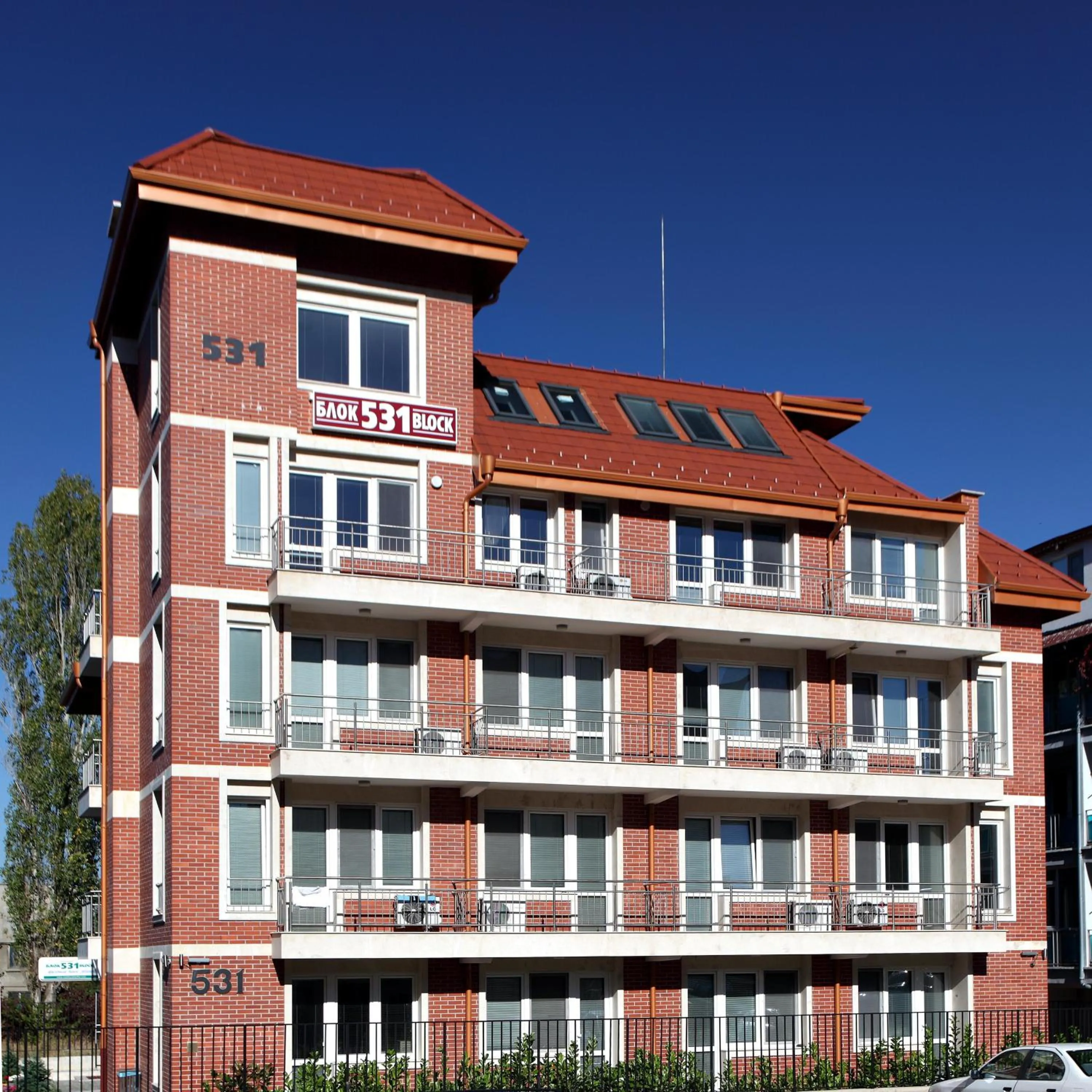 Facade/entrance in BLOCK 531 ApartHouse BLOCK 533