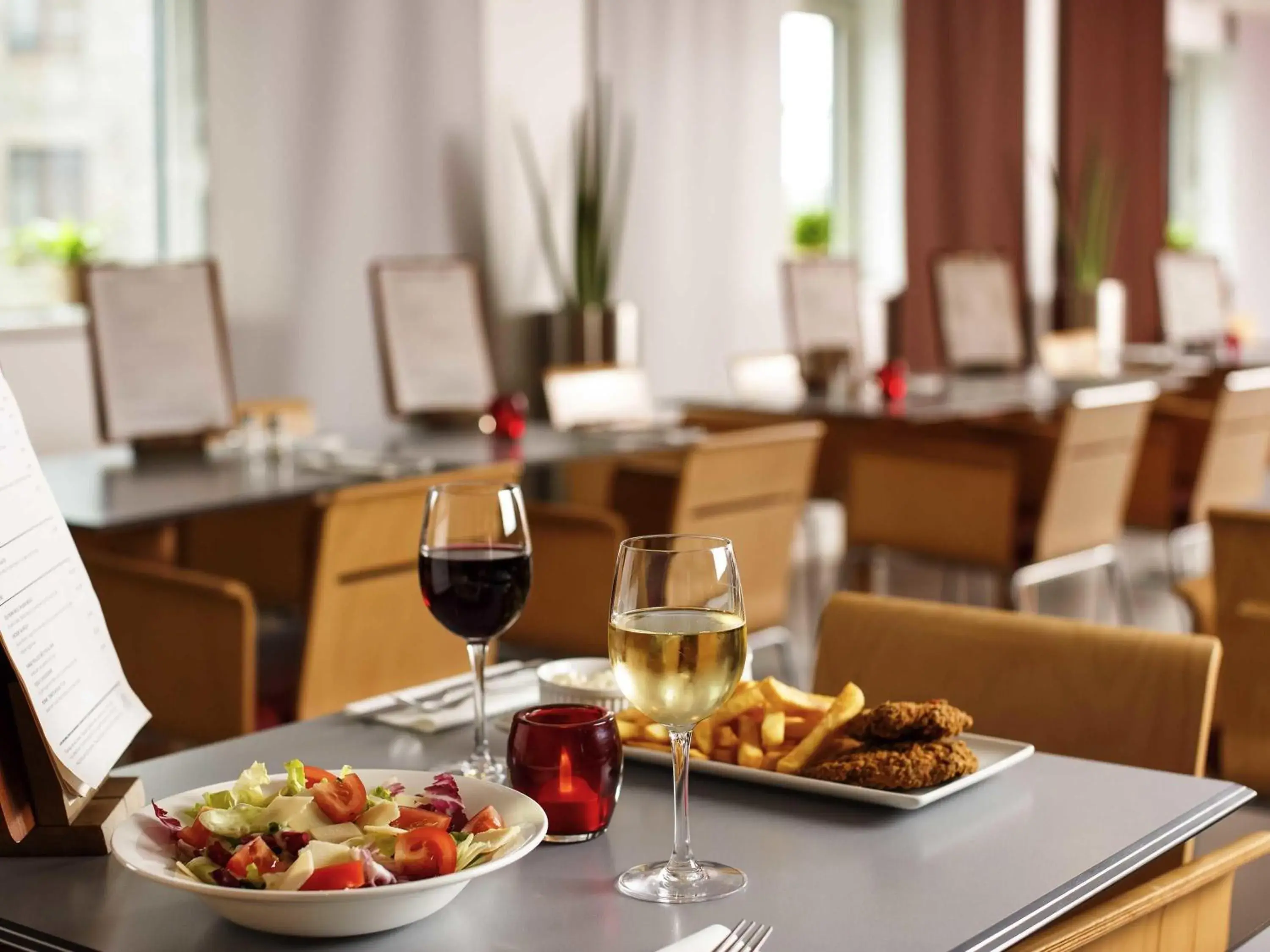 Restaurant/places to eat in ibis Aberdeen Centre – Quayside Restaurant/places to eat in ibis Aberdeen Centre – Quayside