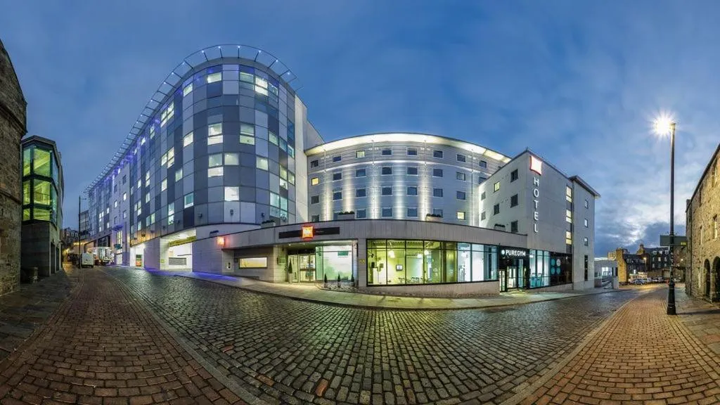 Property building in ibis Aberdeen Centre – Quayside