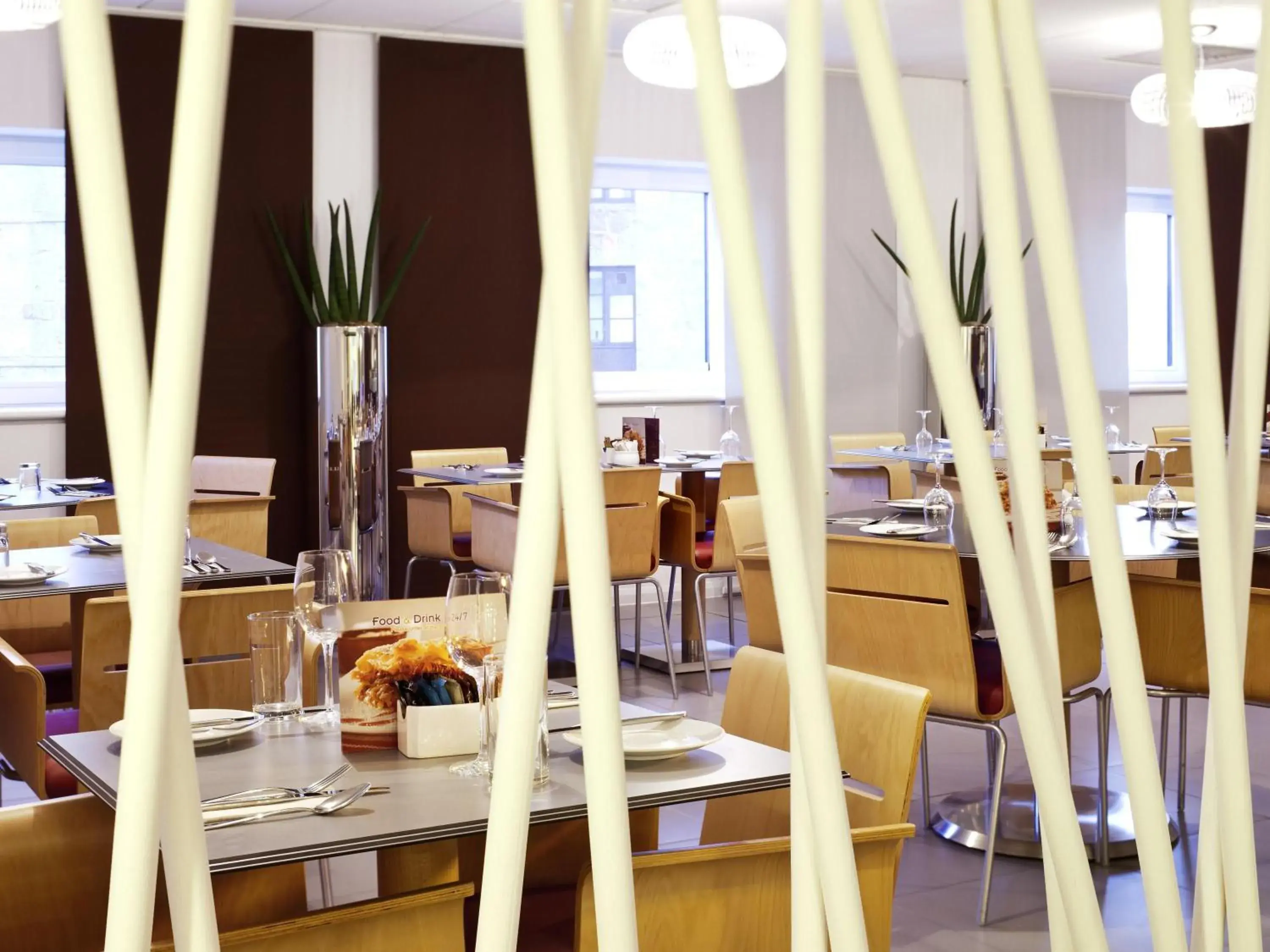 Restaurant/places to eat in ibis Aberdeen Centre – Quayside Restaurant/places to eat in ibis Aberdeen Centre – Quayside