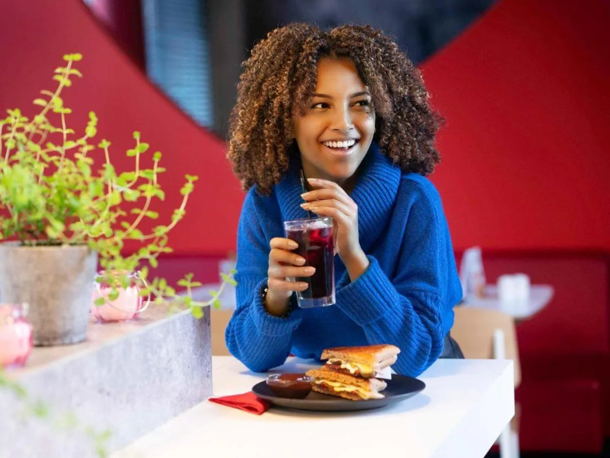 Buffet breakfast in ibis Aberdeen Centre – Quayside