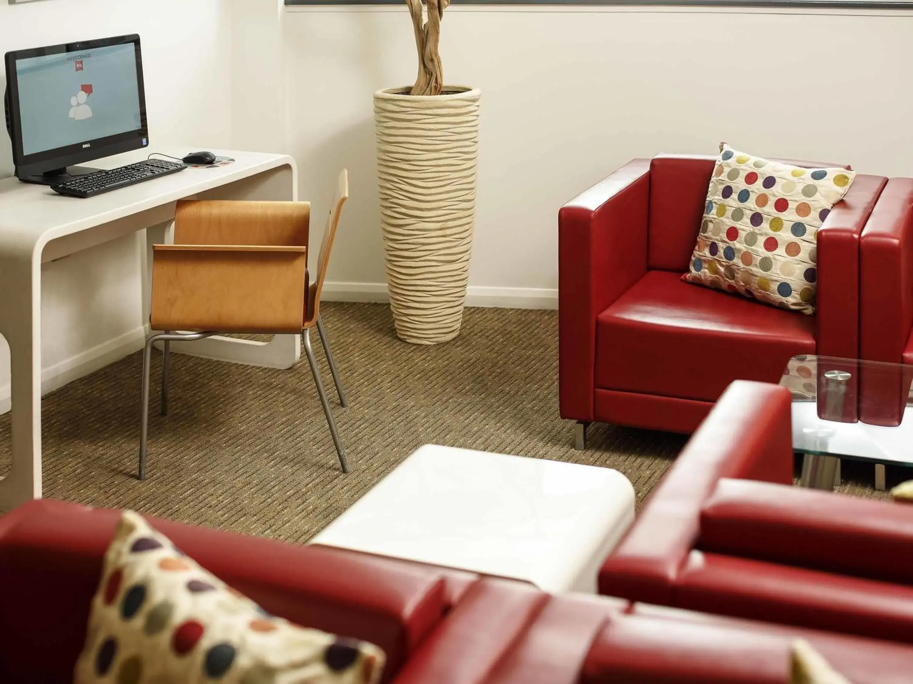 Property building in ibis Aberdeen Centre – Quayside Property building in ibis Aberdeen Centre – Quayside