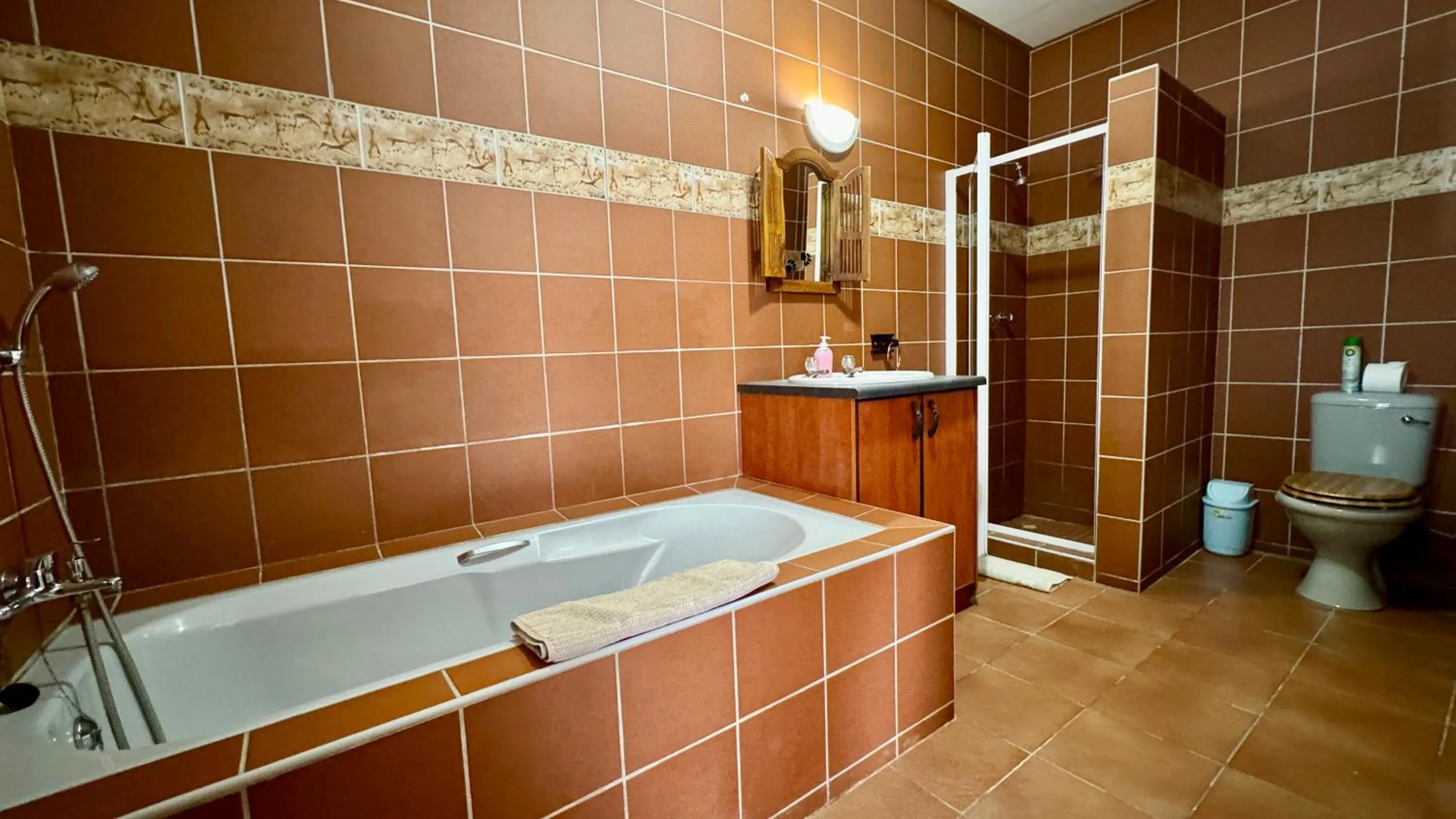 Shower in Bushbabies-Inn Self-Catering Accommodation