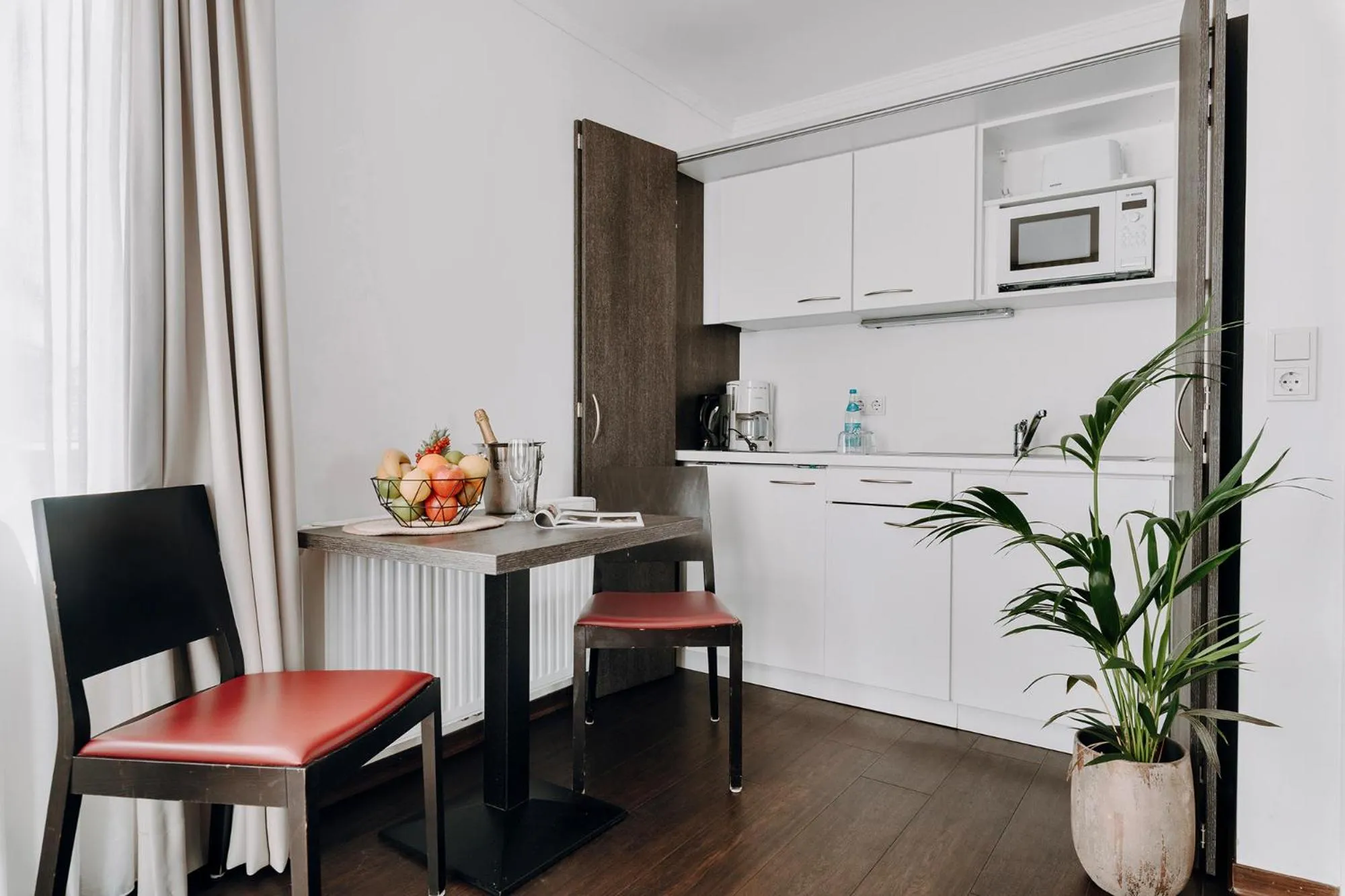 Kitchen or kitchenette in Hotel Bloemfontein
