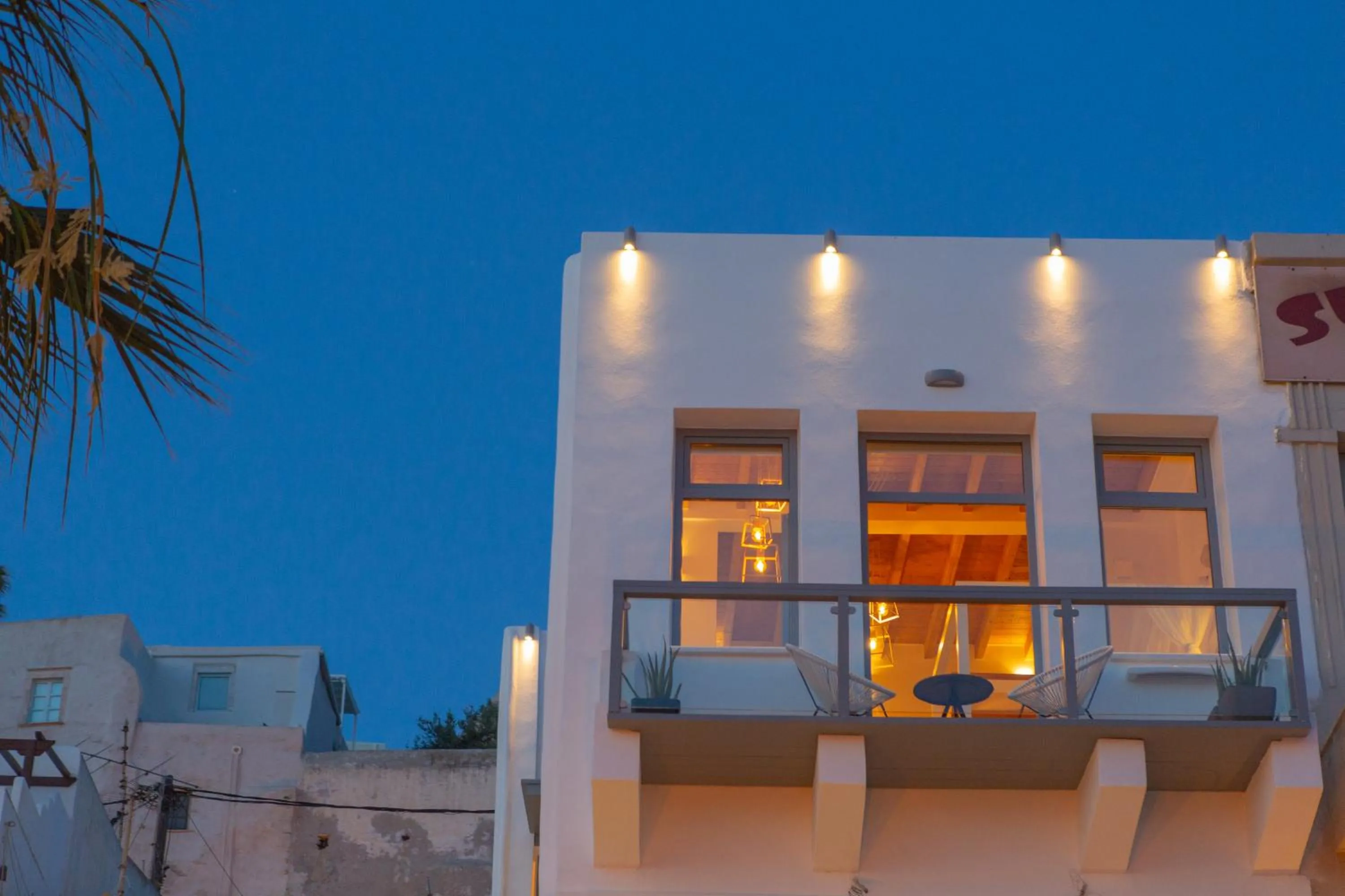 Naxos Riviera Suites