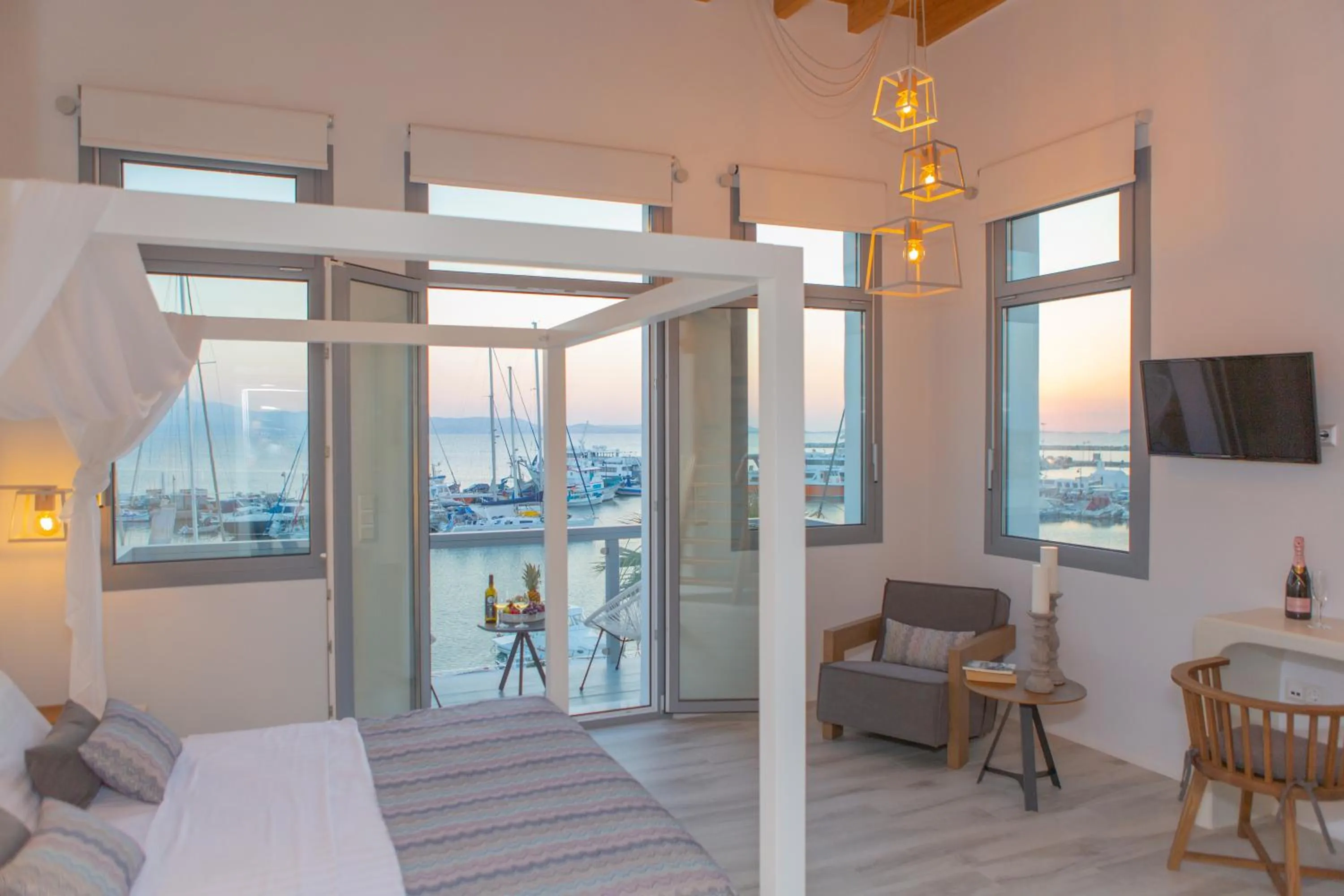 Bed in Naxos Riviera Suites