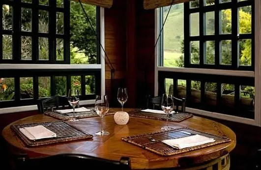 Restaurant/places to eat in Pousada Solar D'Araucaria