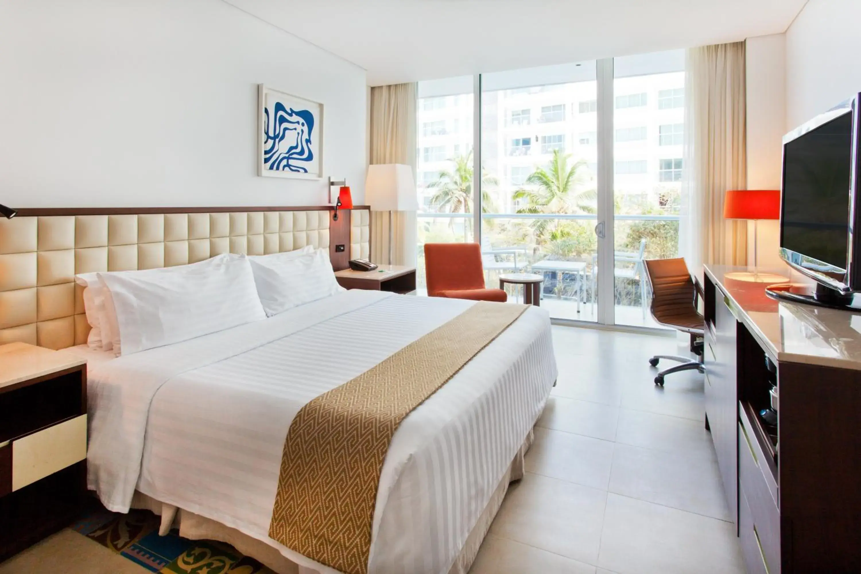 Photo of the whole room, Bed in Holiday Inn Cartagena Morros by IHG Photo of the whole room, Bed in Holiday Inn Cartagena Morros by IHG
