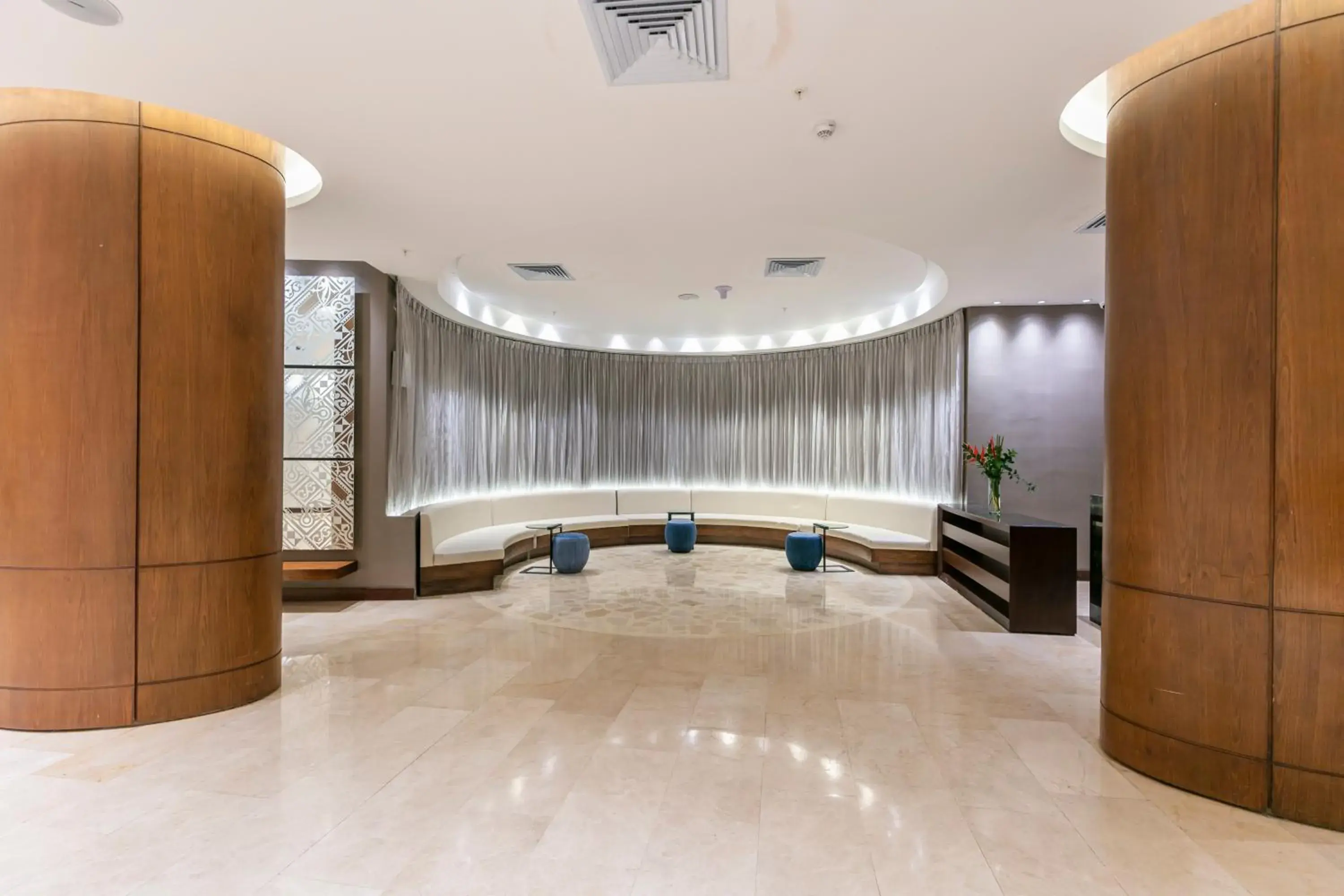 Lobby or reception in Holiday Inn Cartagena Morros by IHG Lobby or reception in Holiday Inn Cartagena Morros by IHG