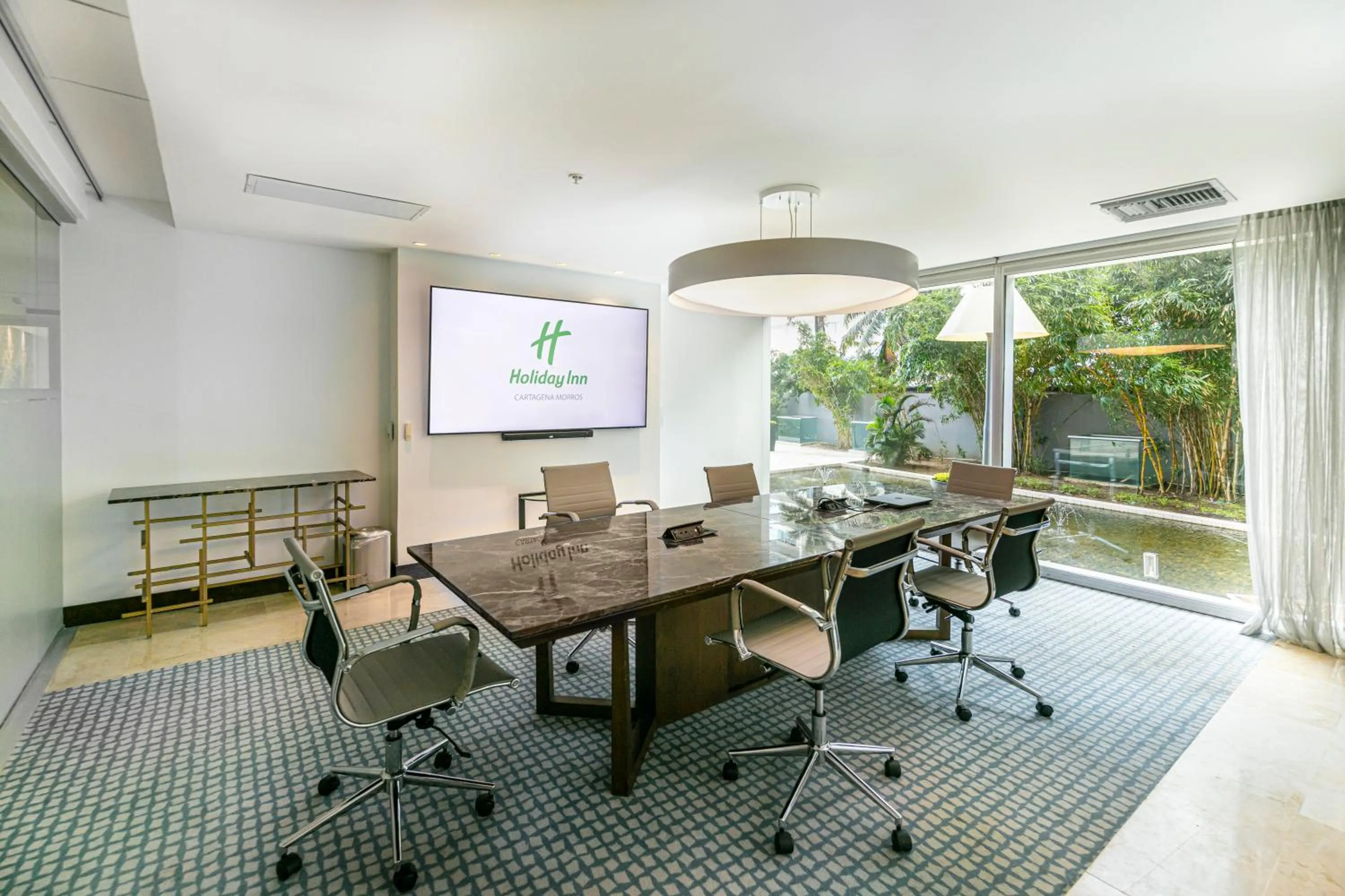 Meeting/conference room in Holiday Inn Cartagena Morros by IHG