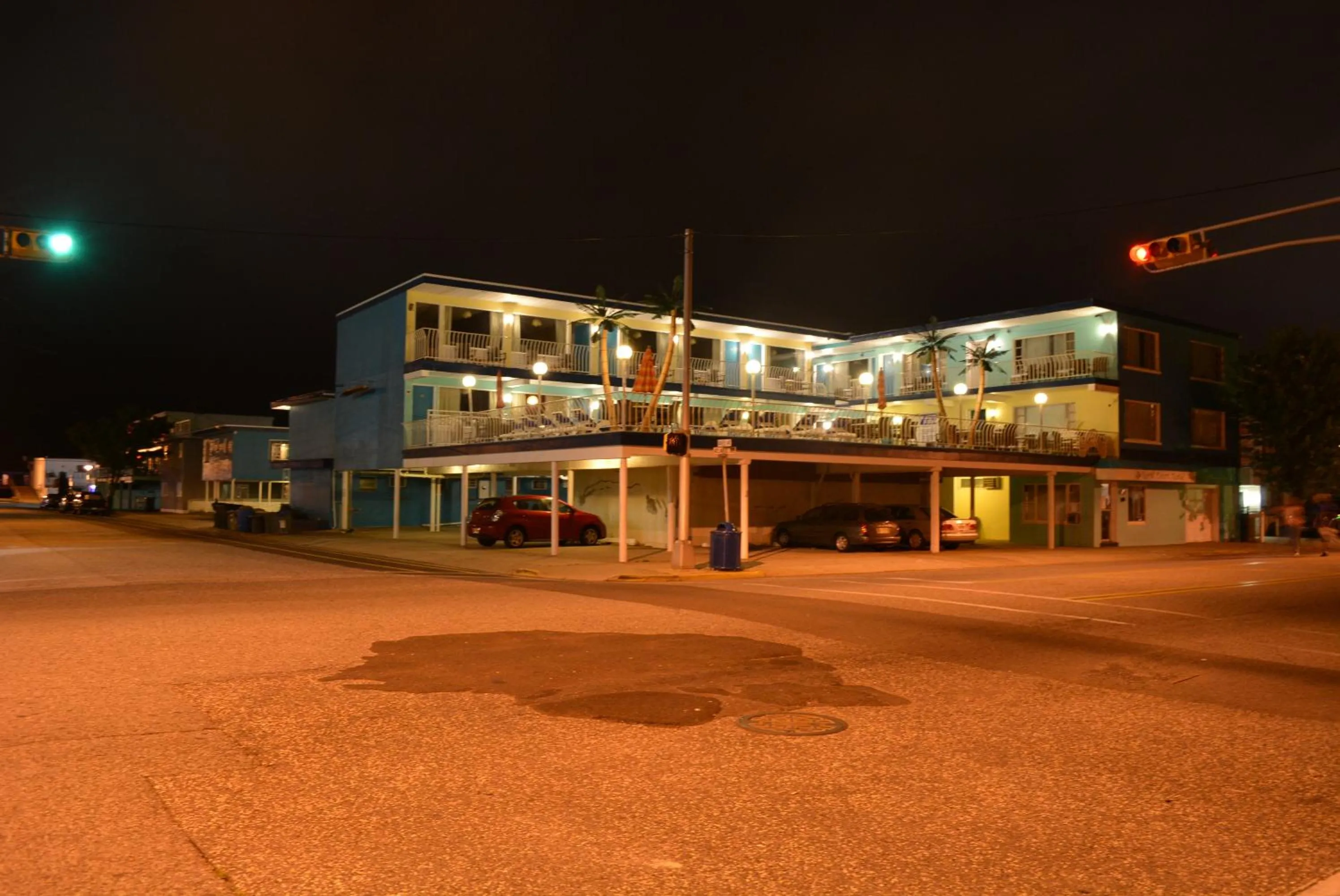 Property building in Royal Court Motel