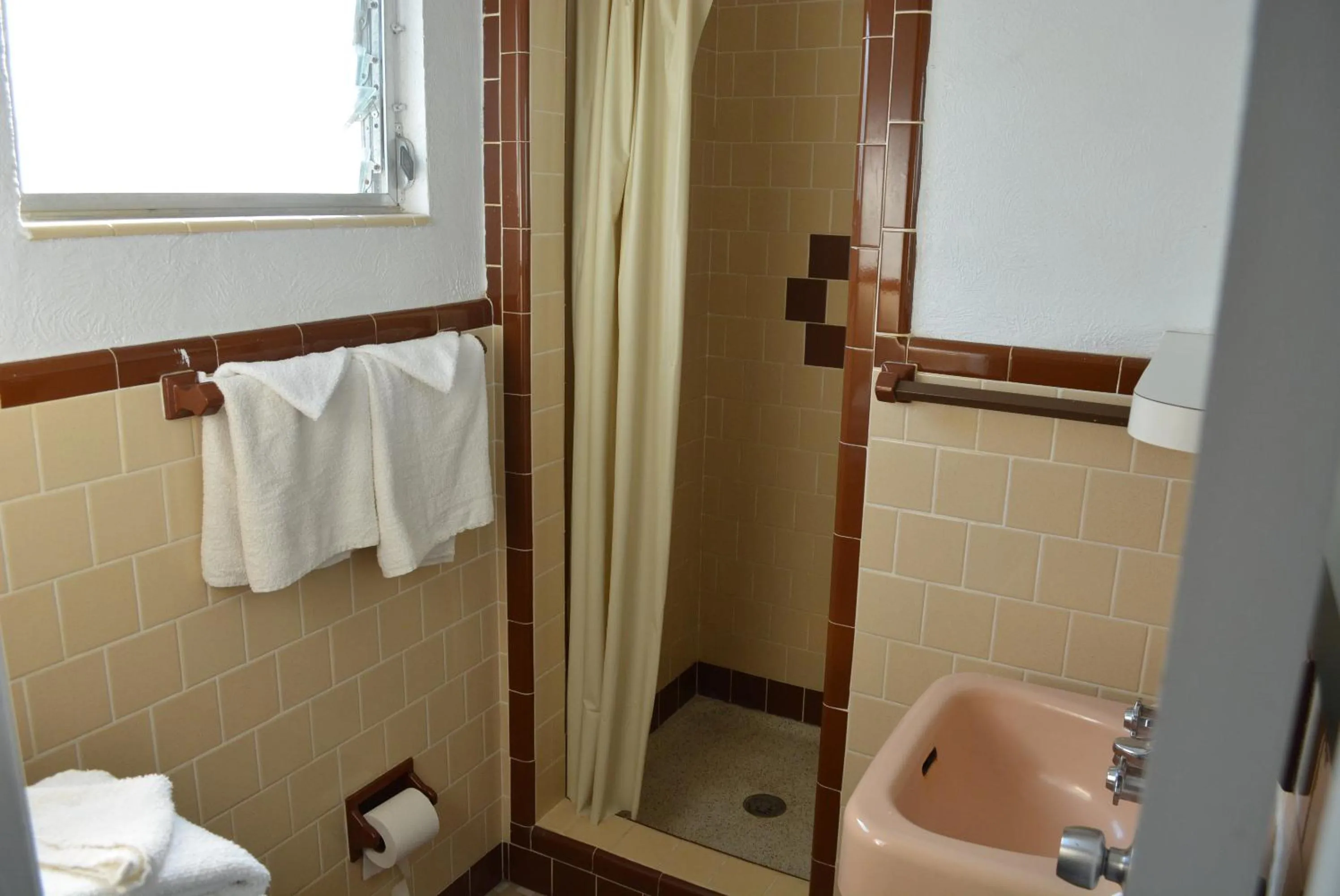 Bathroom in Royal Court Motel