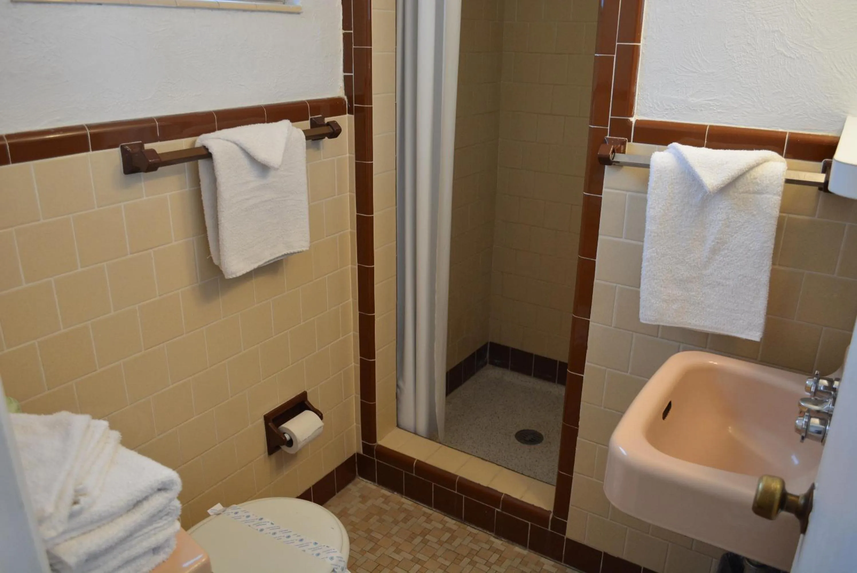 Bathroom in Royal Court Motel