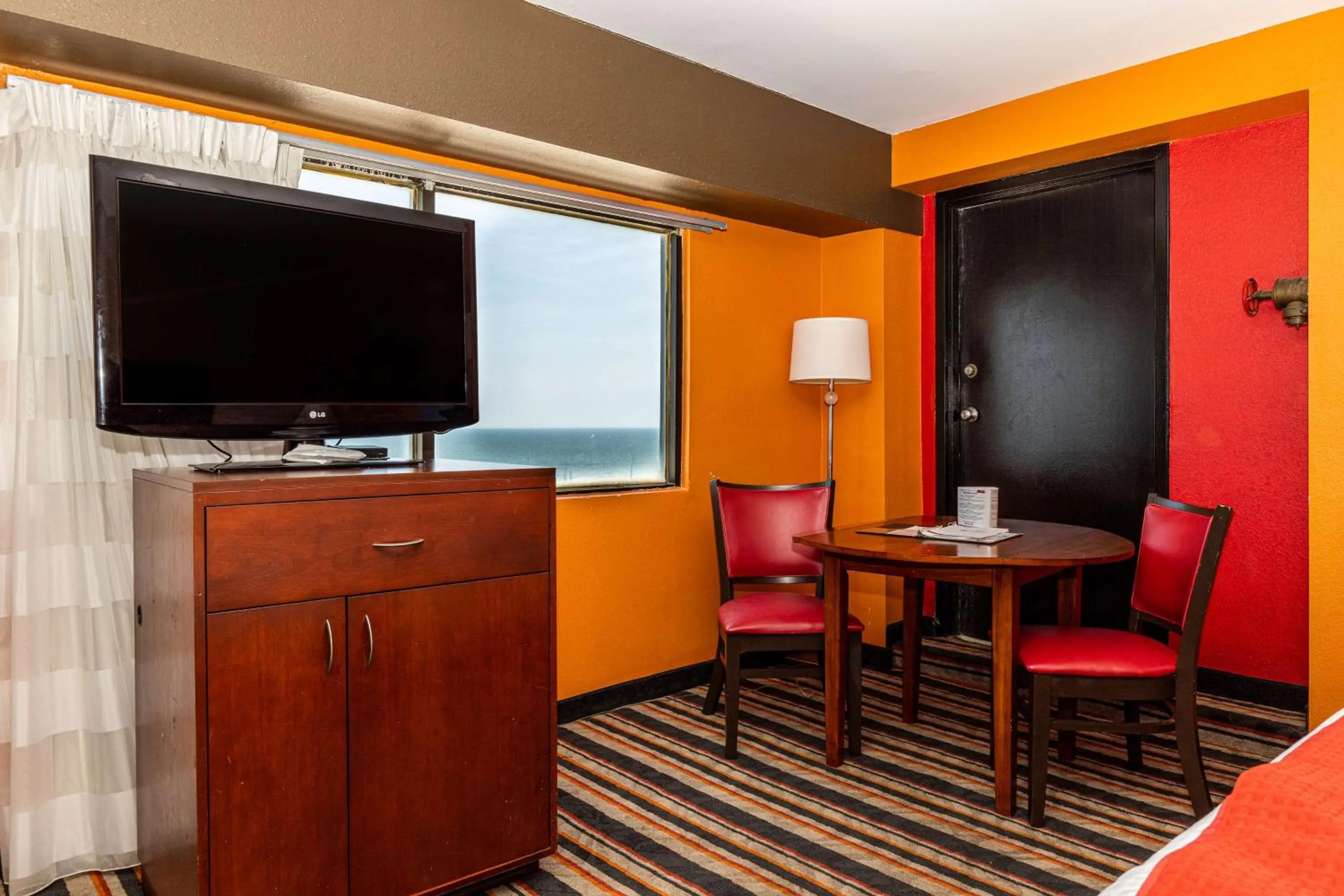 Photo of the whole room in Sandcastle Resort