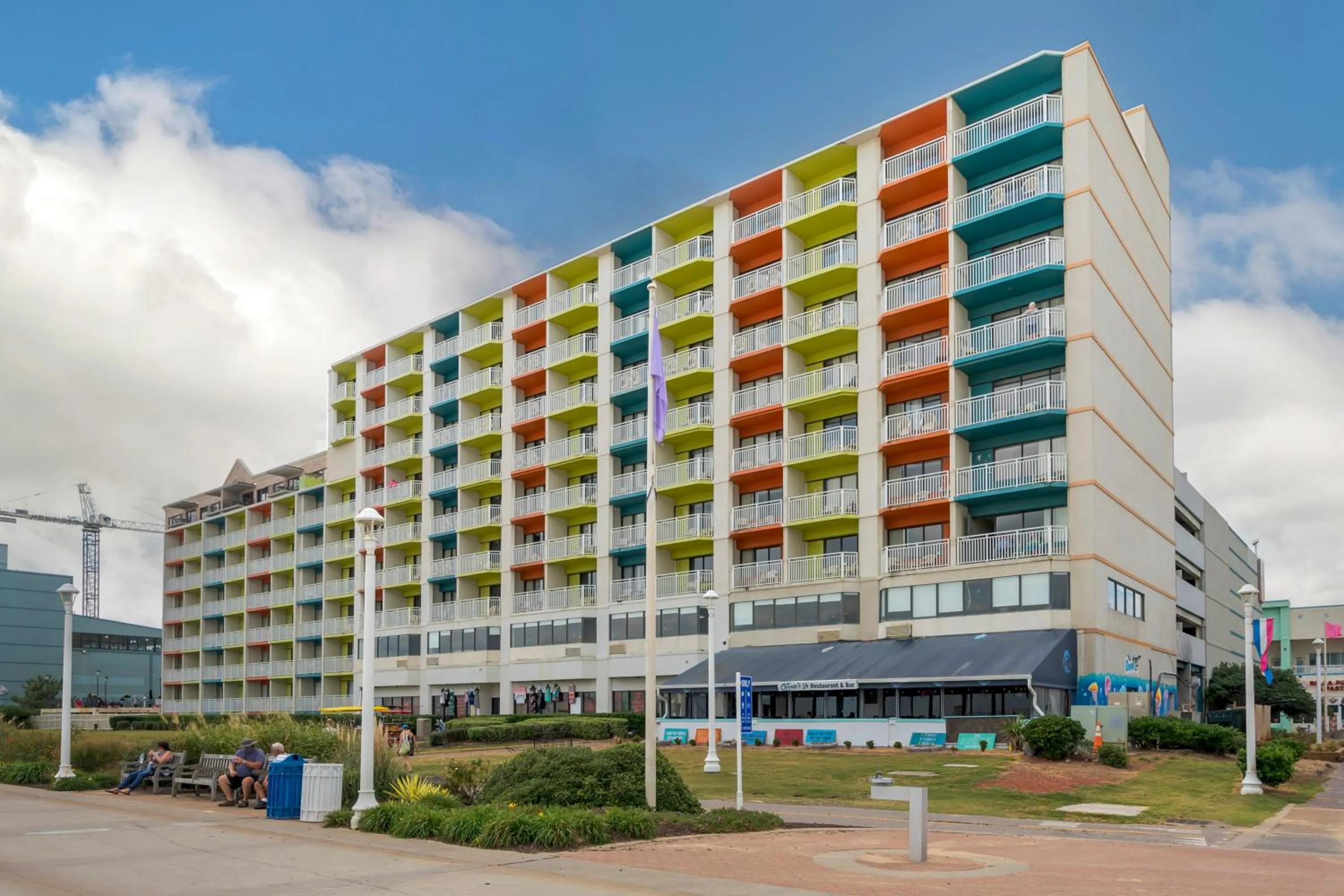 Property building in Sandcastle Resort