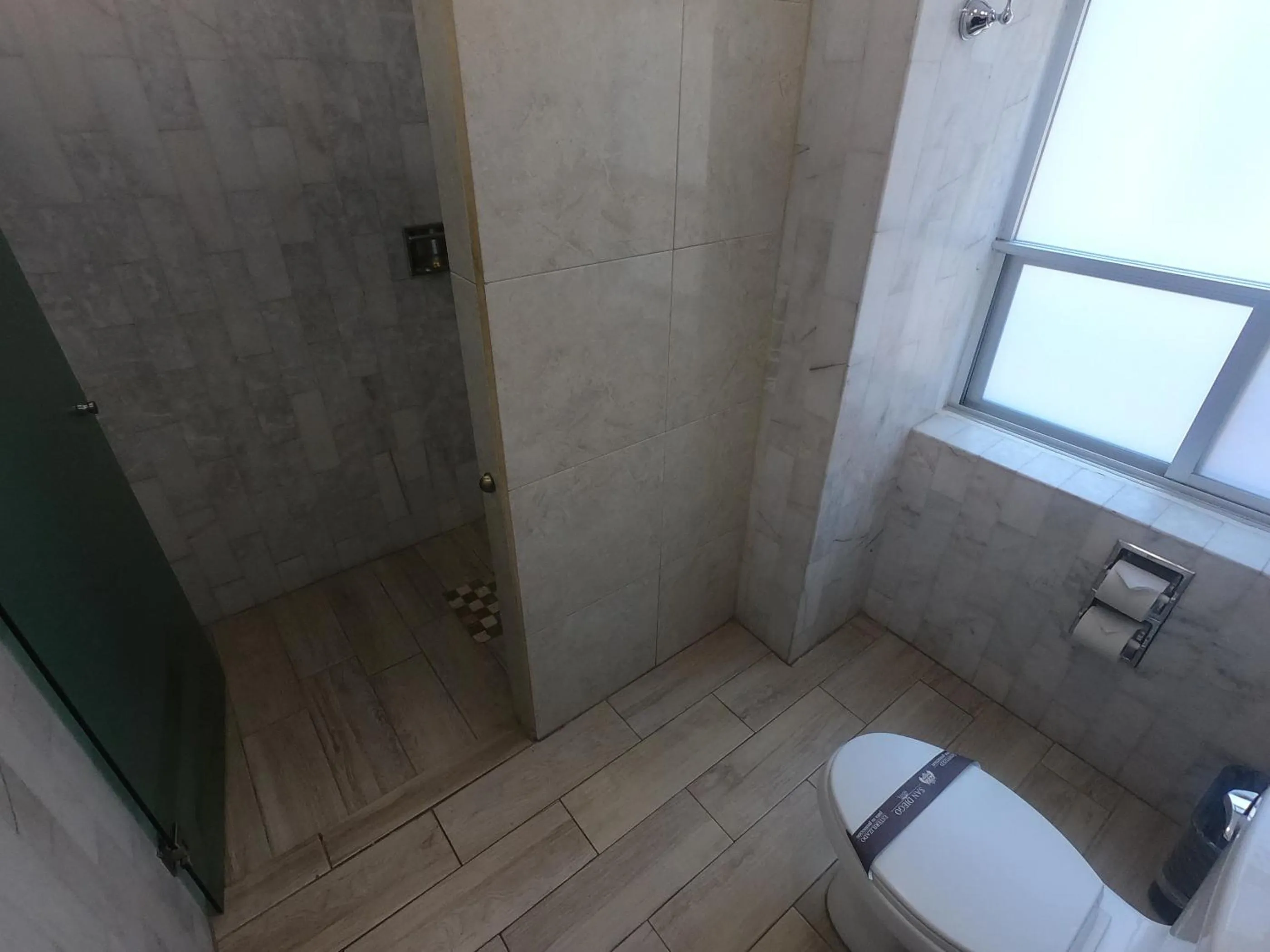 Toilet in Hotel San Diego