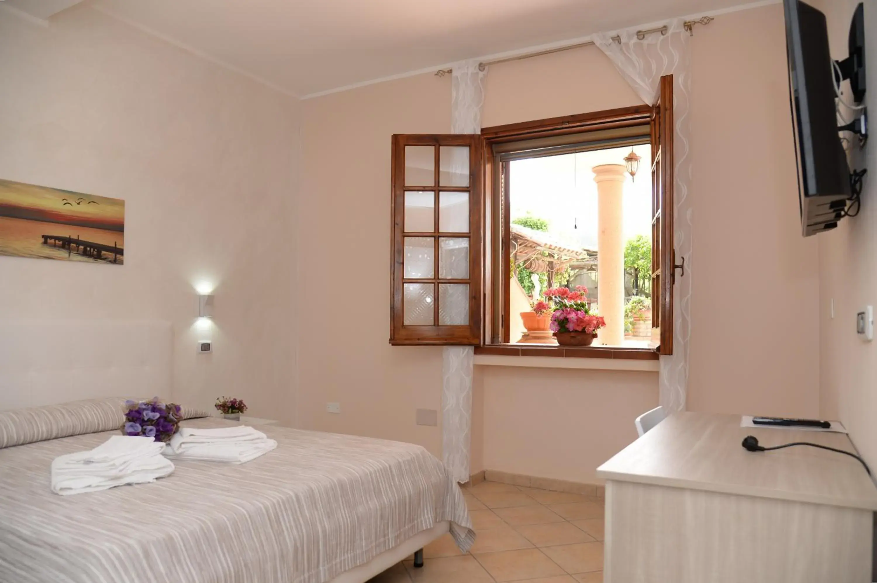 Large Double Room in B&B Valeri Large Double Room in B&B Valeri