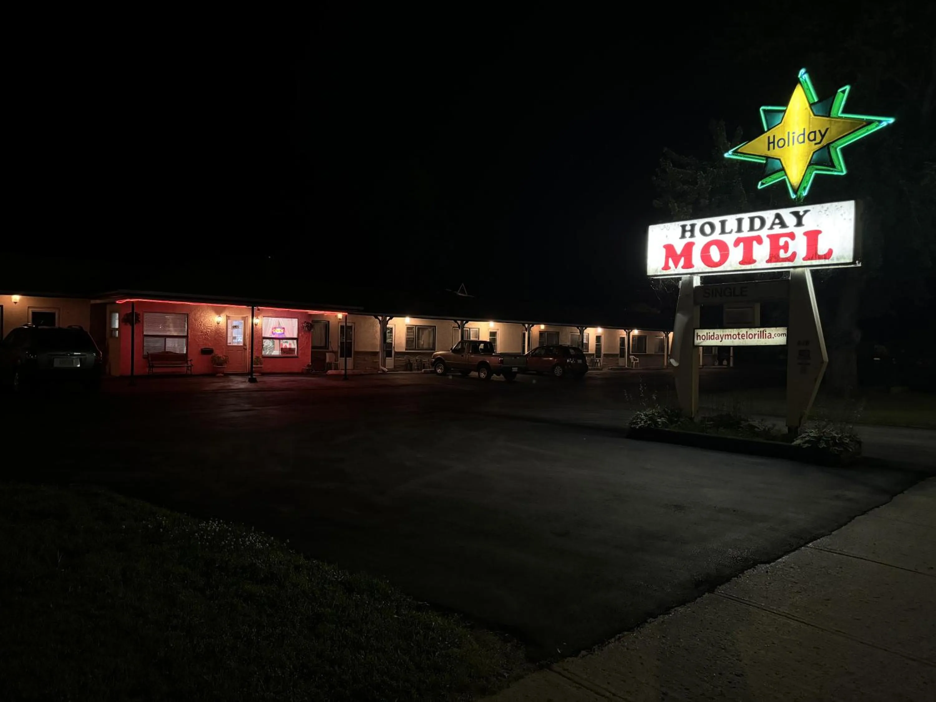 Holiday Motel