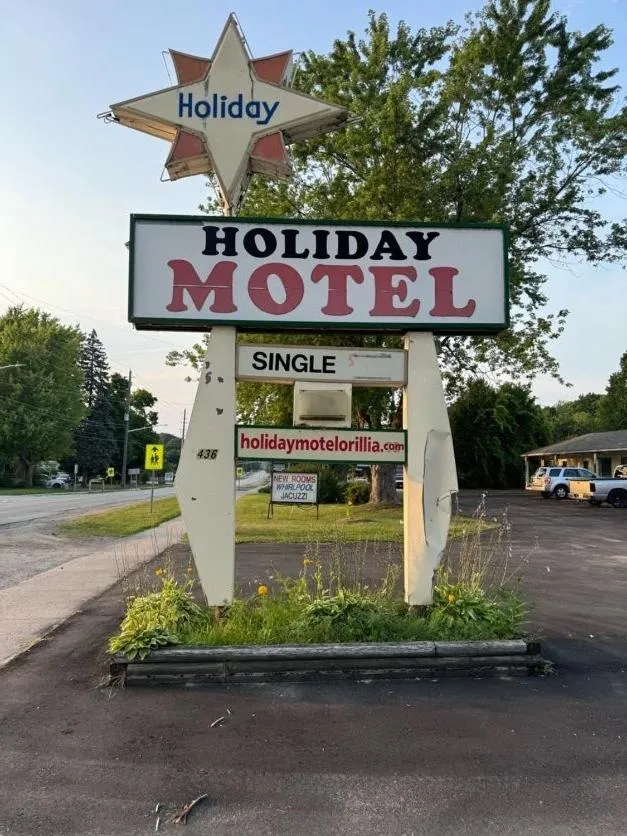 Holiday Motel