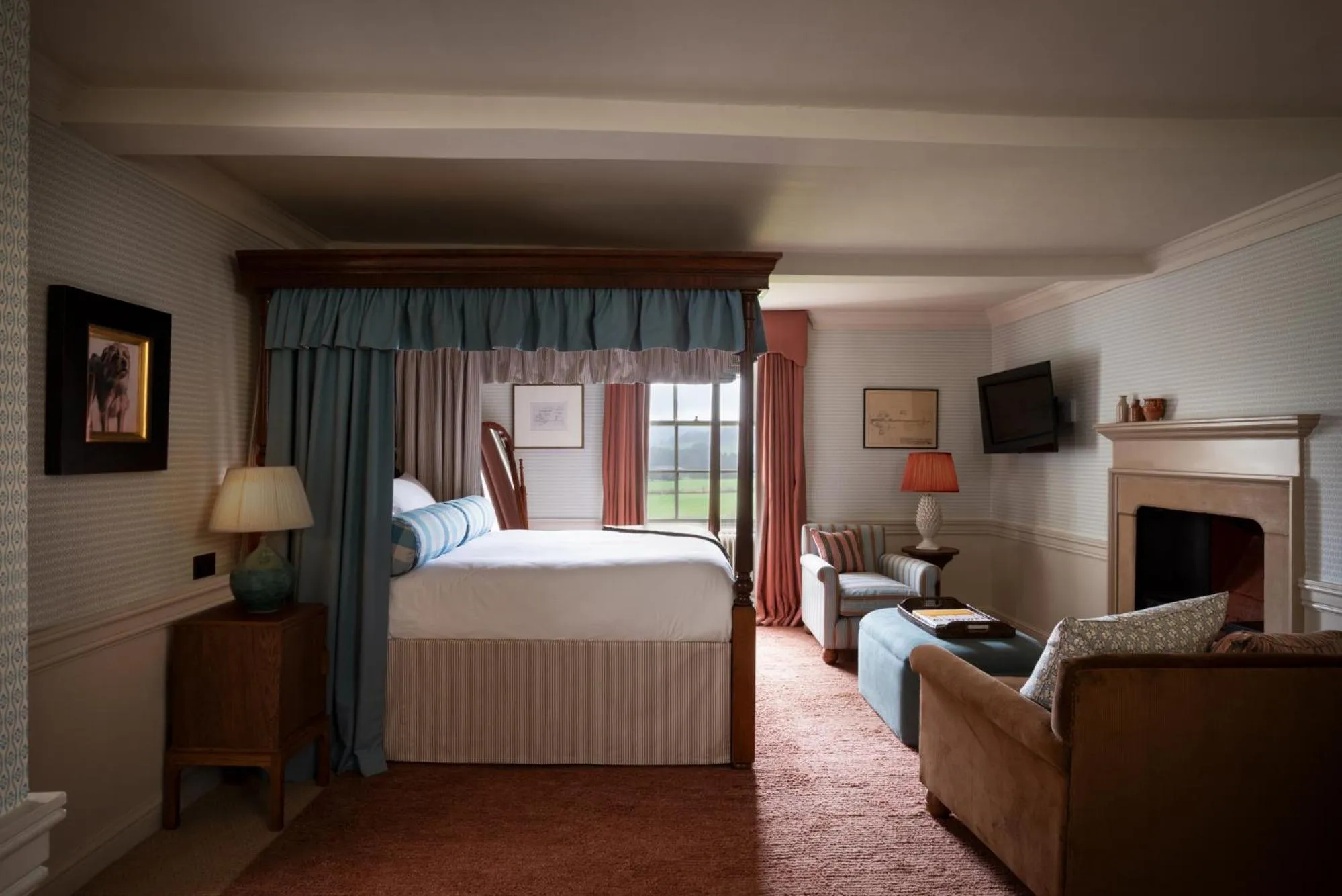 Bed in Cavendish Hotel