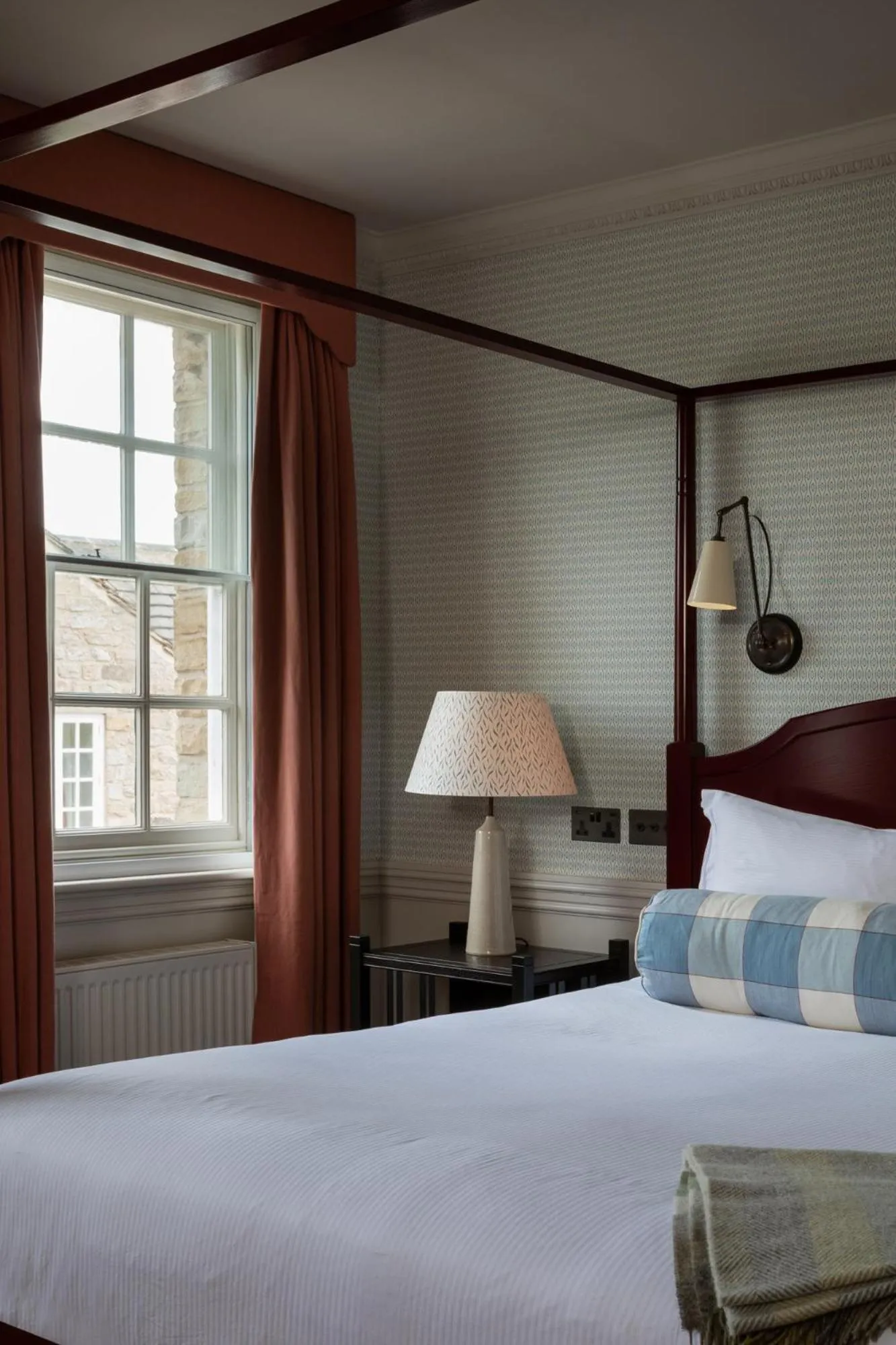 Bed in Cavendish Hotel