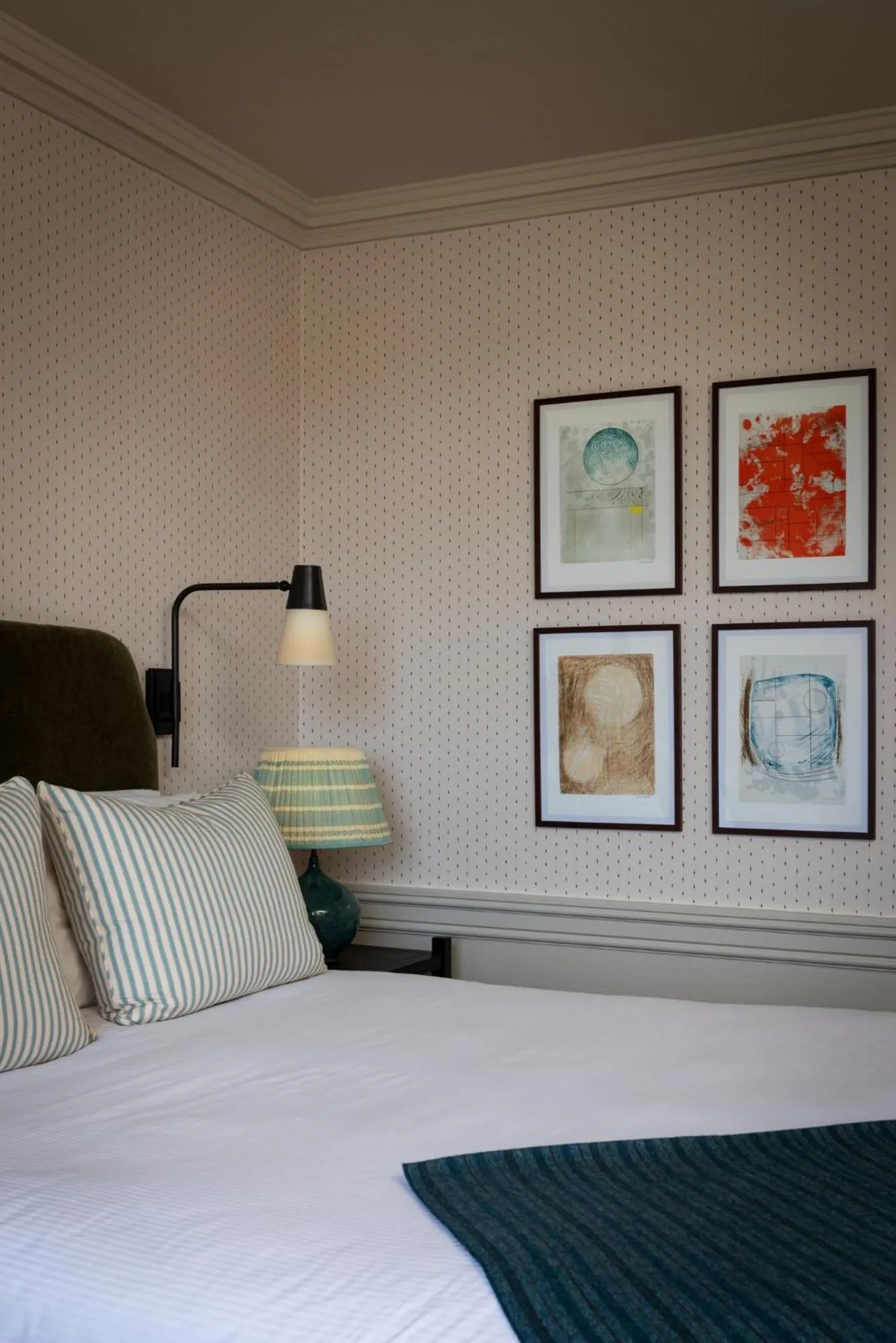 Bed in Cavendish Hotel