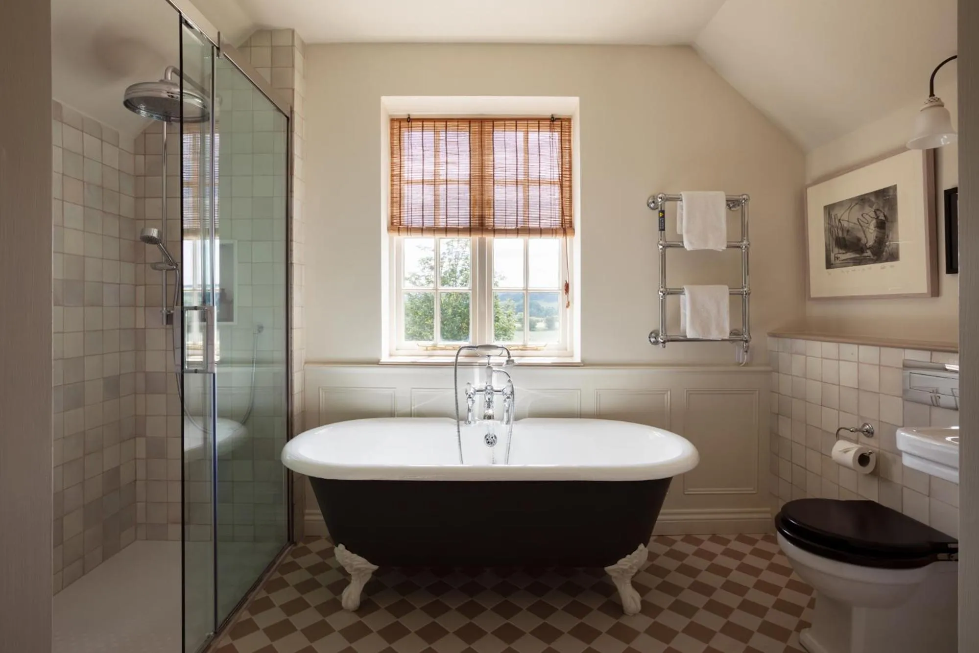 Bathroom in Cavendish Hotel