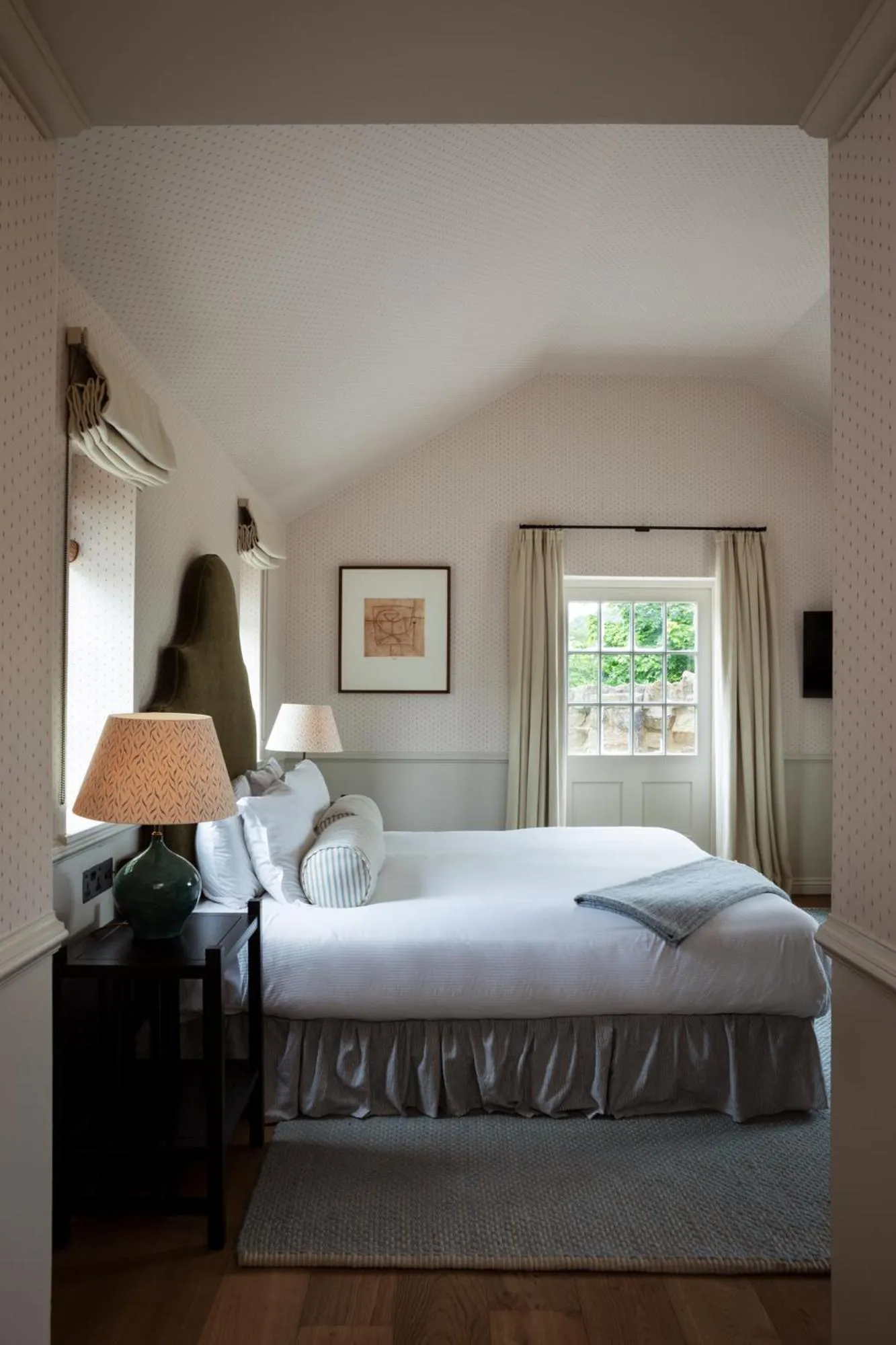 Bedroom, Bed in Cavendish Hotel