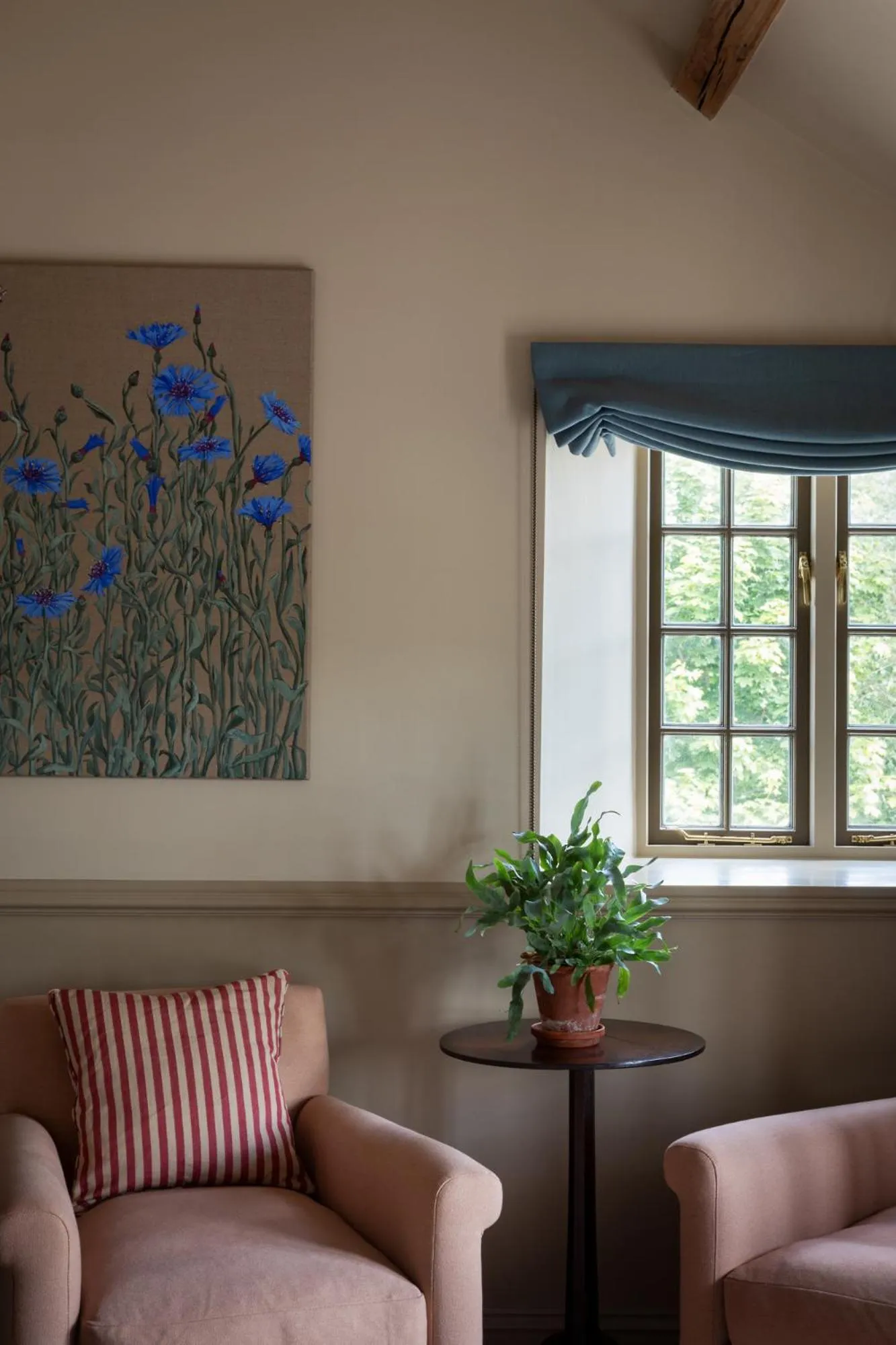 furniture in Cavendish Hotel