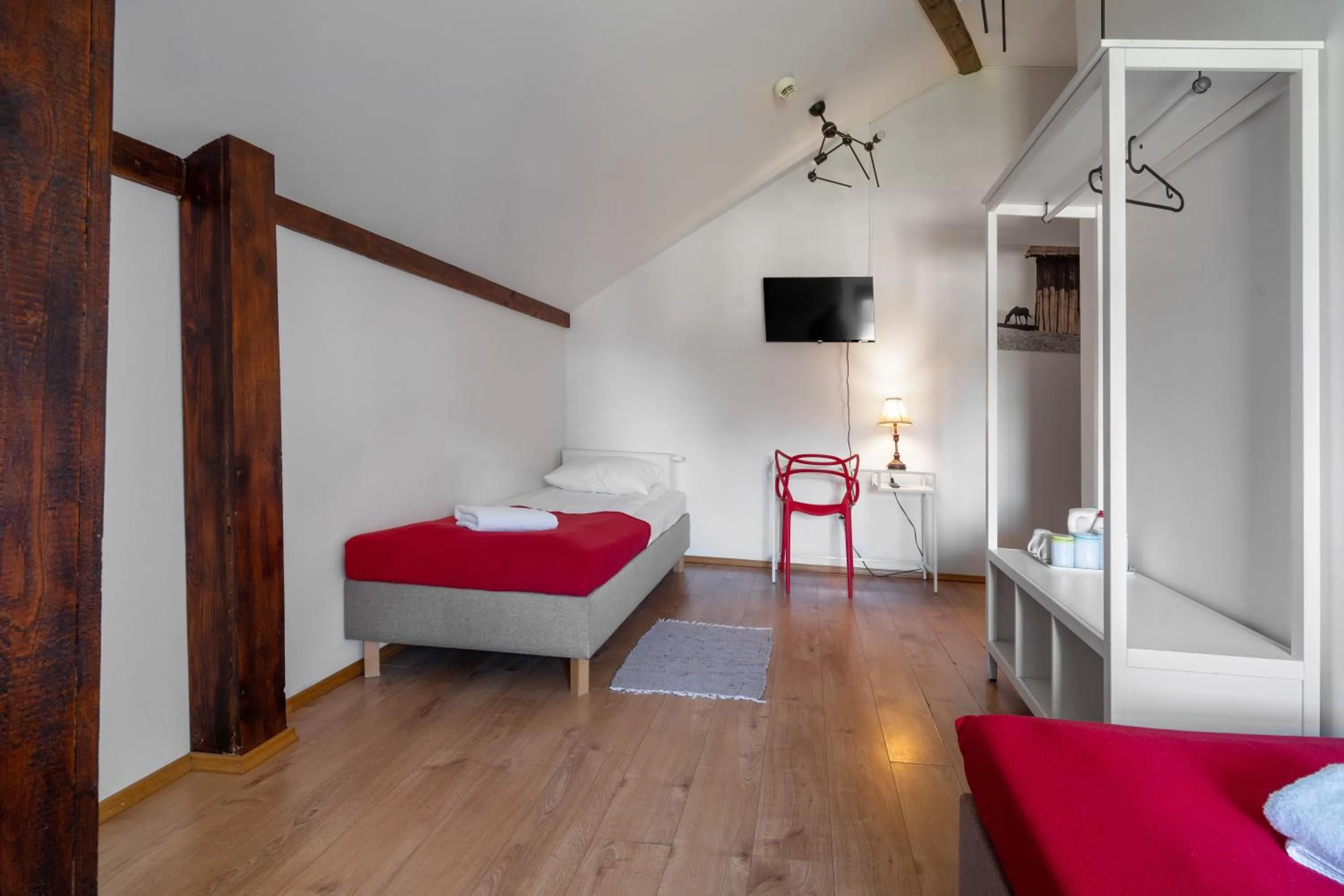 TV and multimedia, Bed in Hostel Starówka