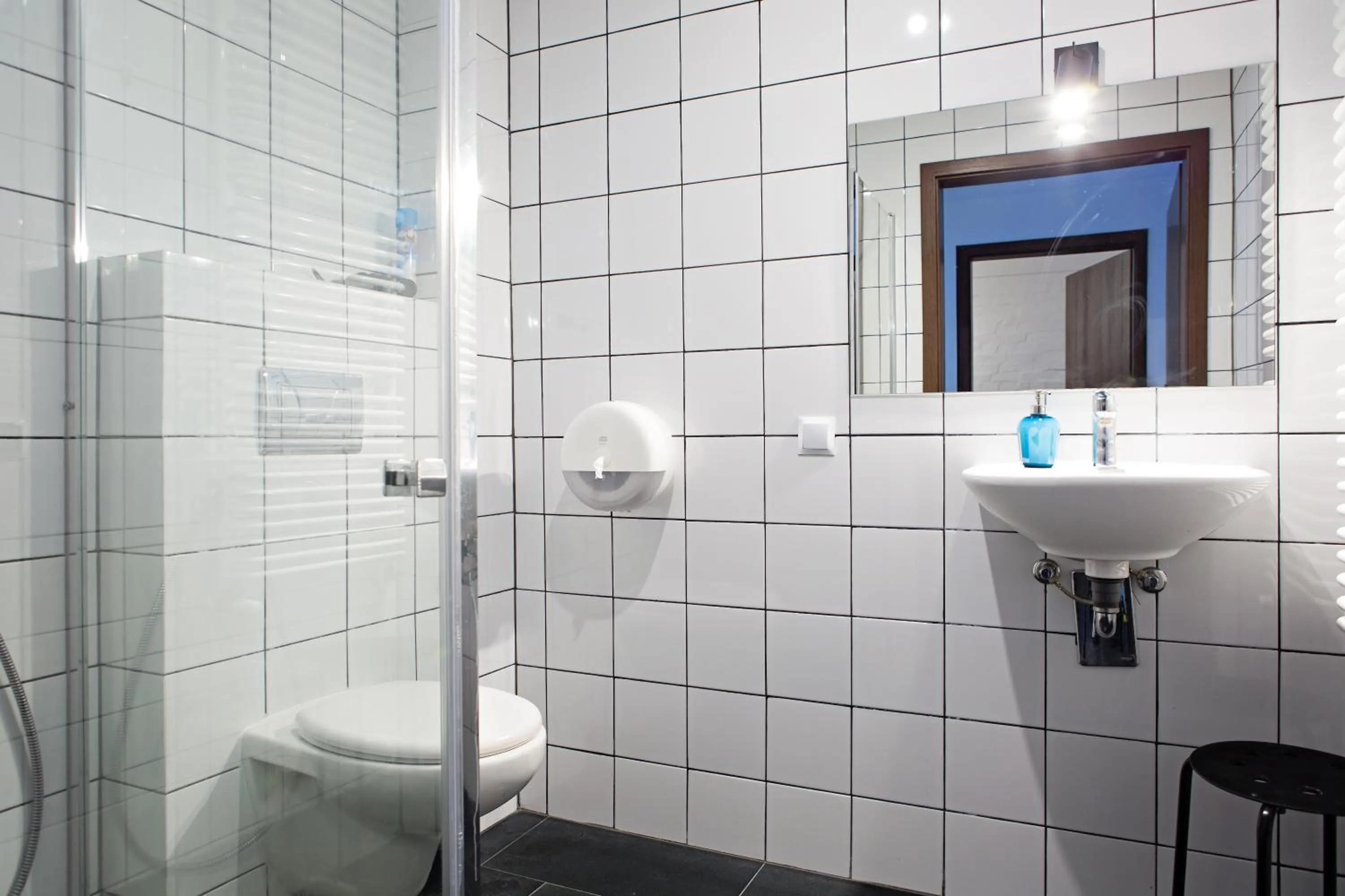 Shower in Hostel Starówka