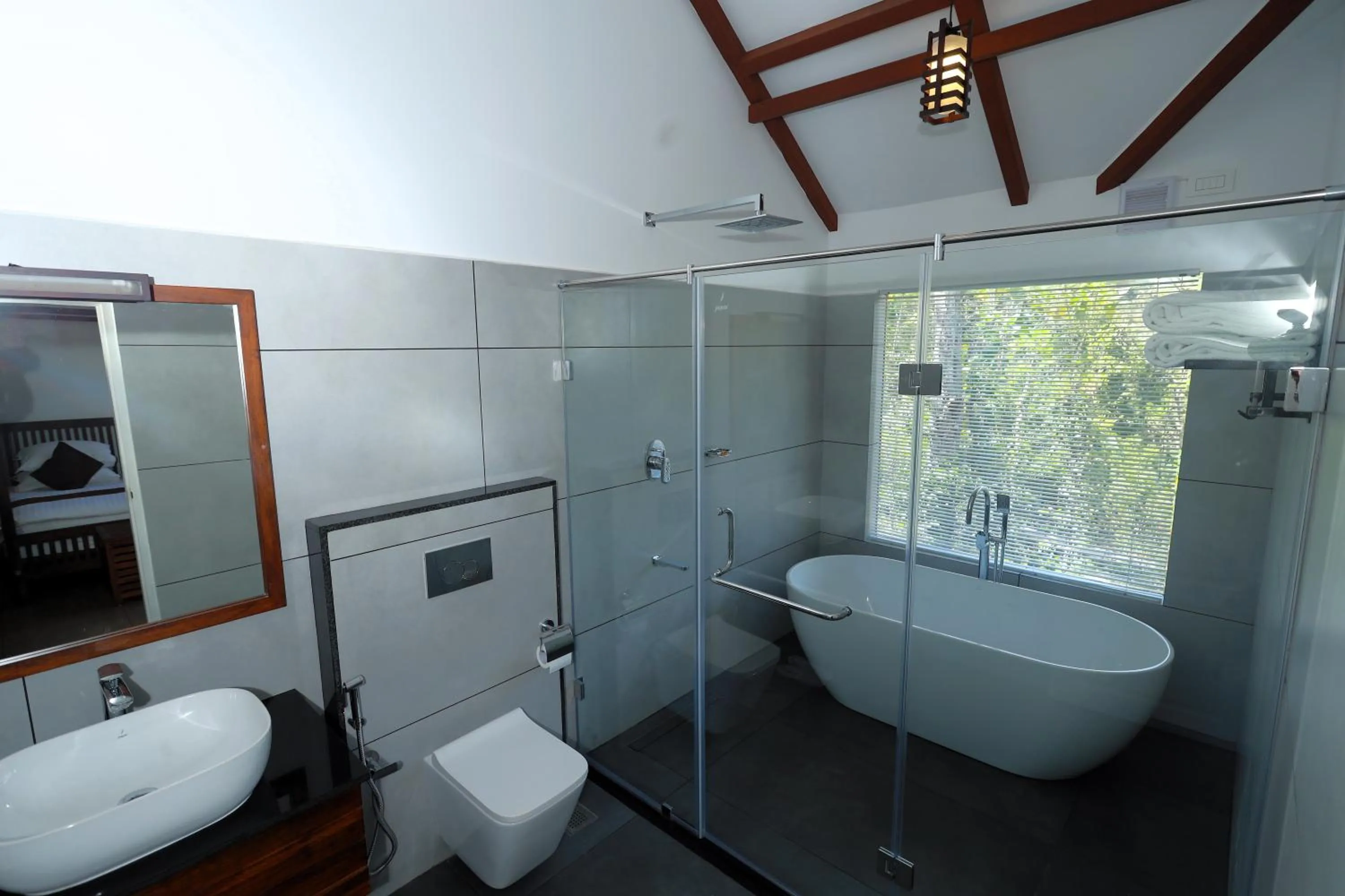 Shower in Coffee and Pepper Plantation Homestay