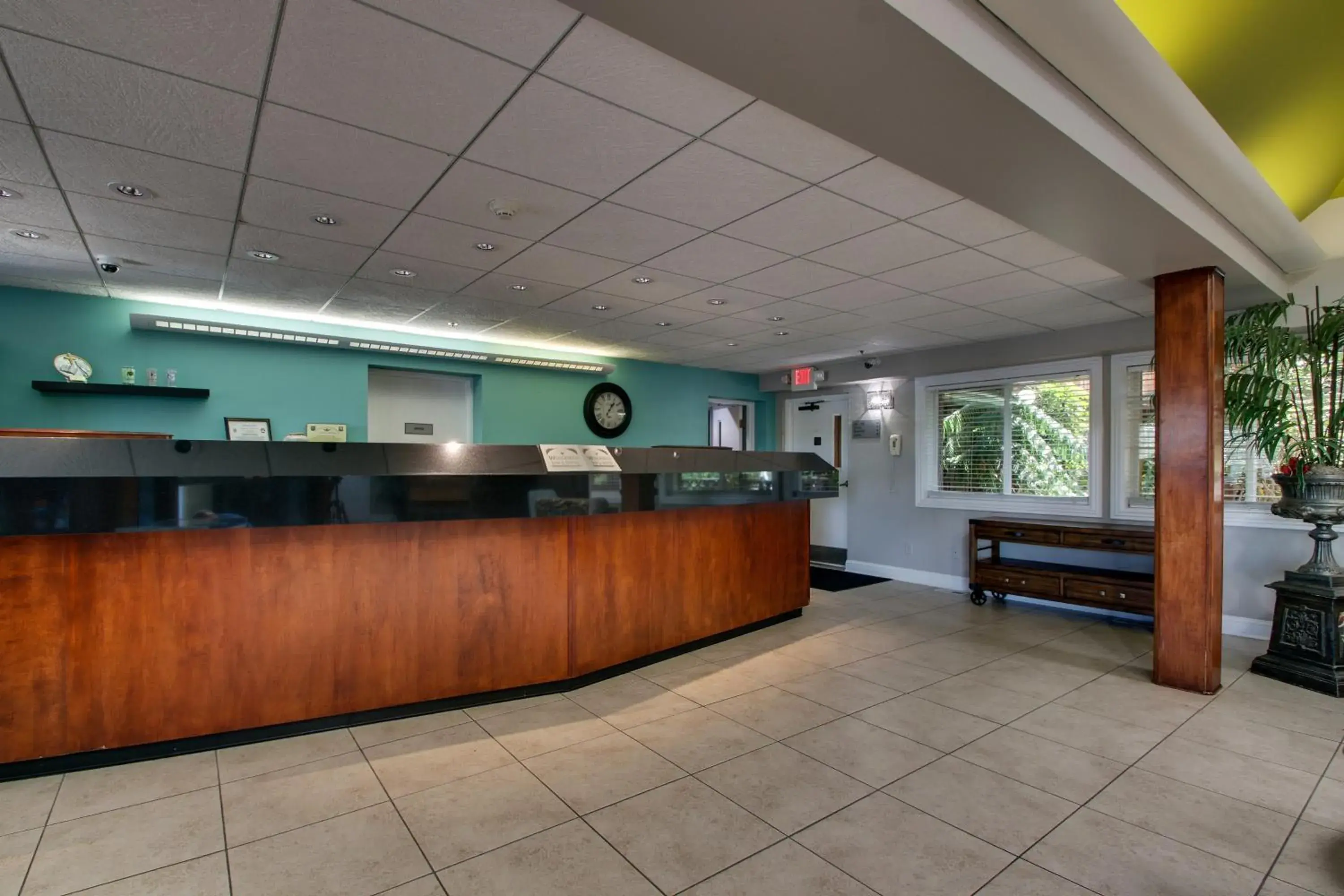 Lobby or reception in Greenfield Inn & Suites Elizabethtown, KY I65 Exit 94 Lobby or reception in Greenfield Inn & Suites Elizabethtown, KY I65 Exit 94