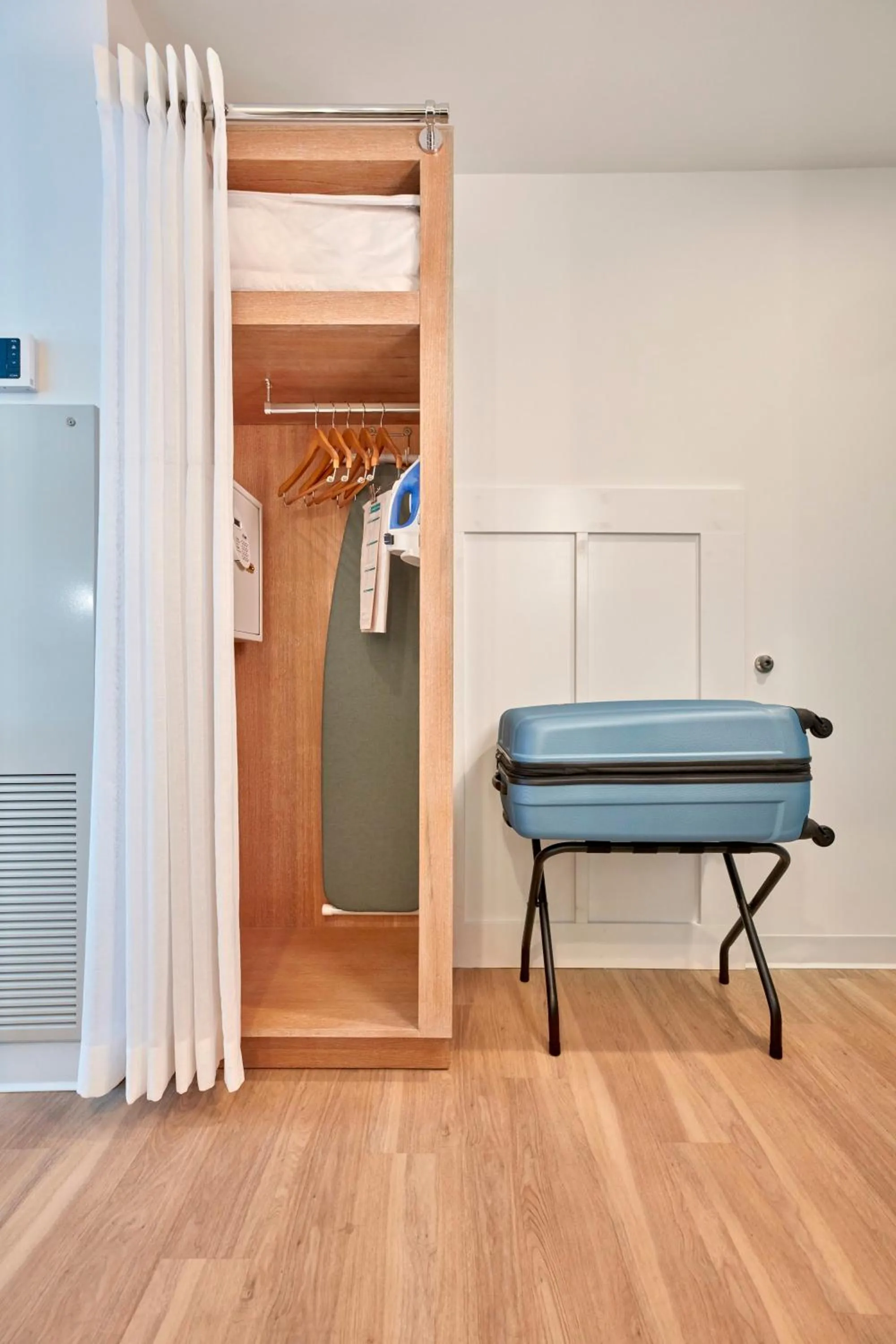 wardrobe in Universal's Endless Summer Resort - Surfside Inn and Suites