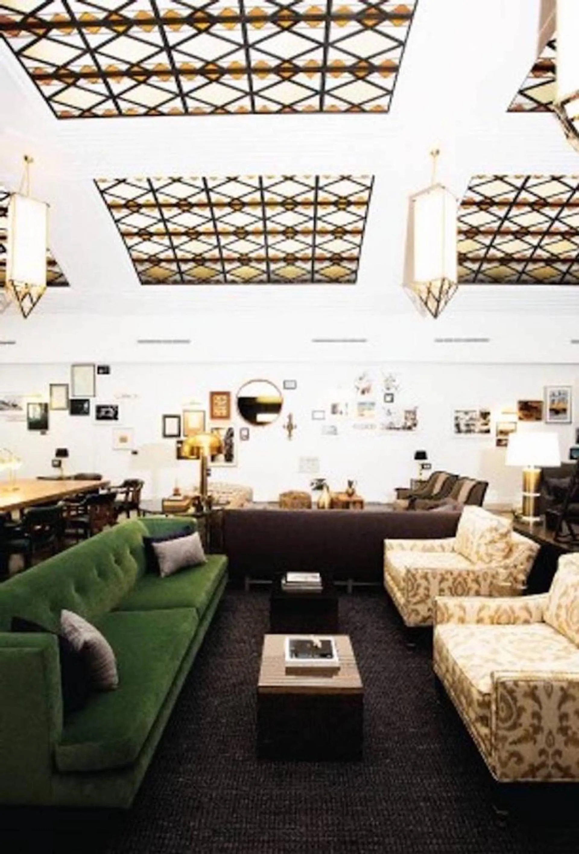 Lobby or reception in Uptown Gem