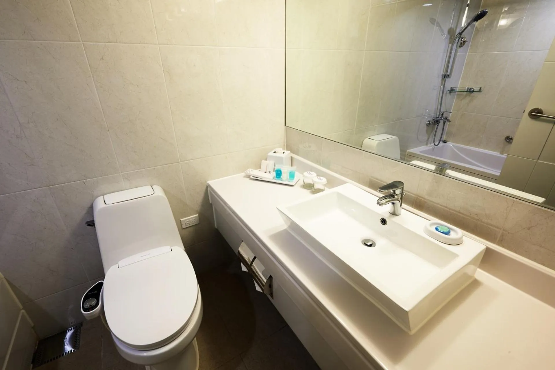 Bathroom in Pacific Islands Club Saipan