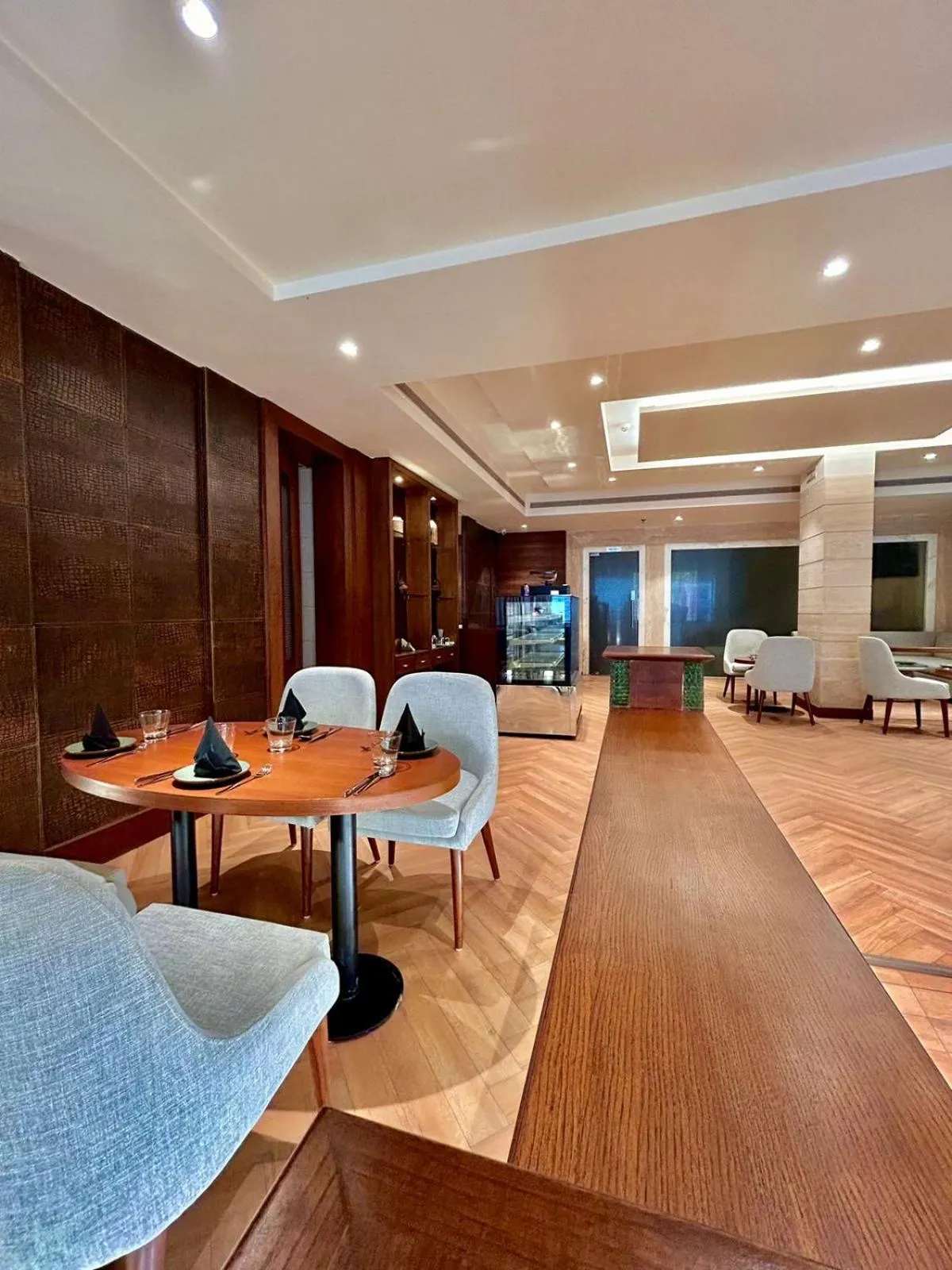 Restaurant/places to eat in Best Western Plus Amritsar