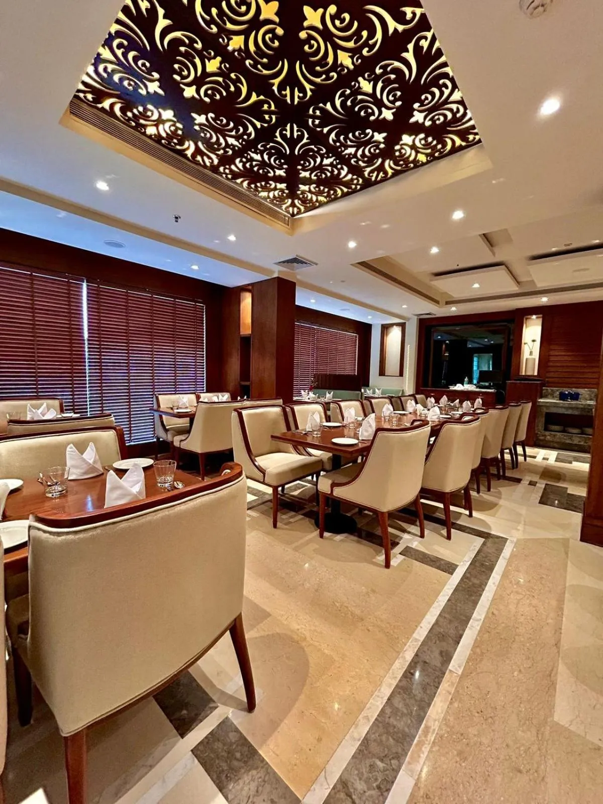 Restaurant/places to eat in Best Western Plus Amritsar