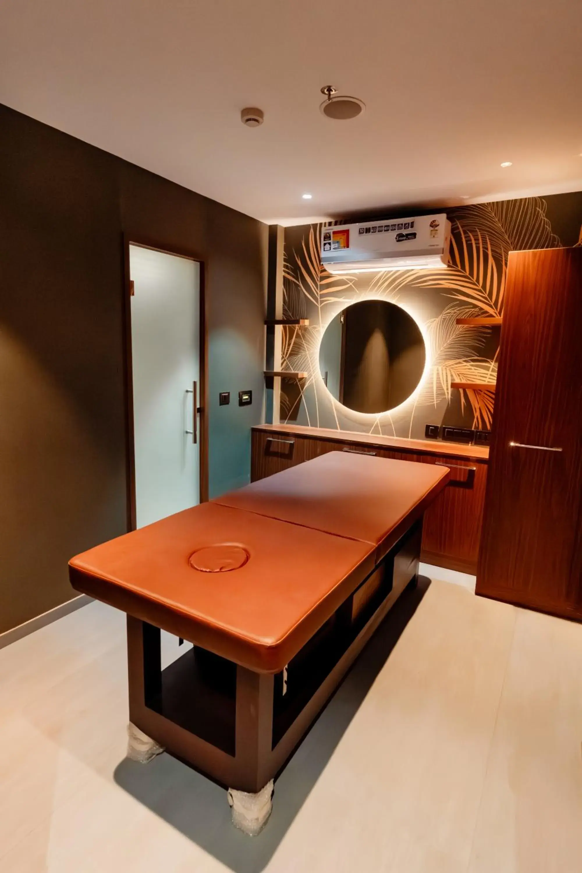 Spa and wellness centre/facilities, Bed in Travancore Court Spa and wellness centre/facilities, Bed in Travancore Court