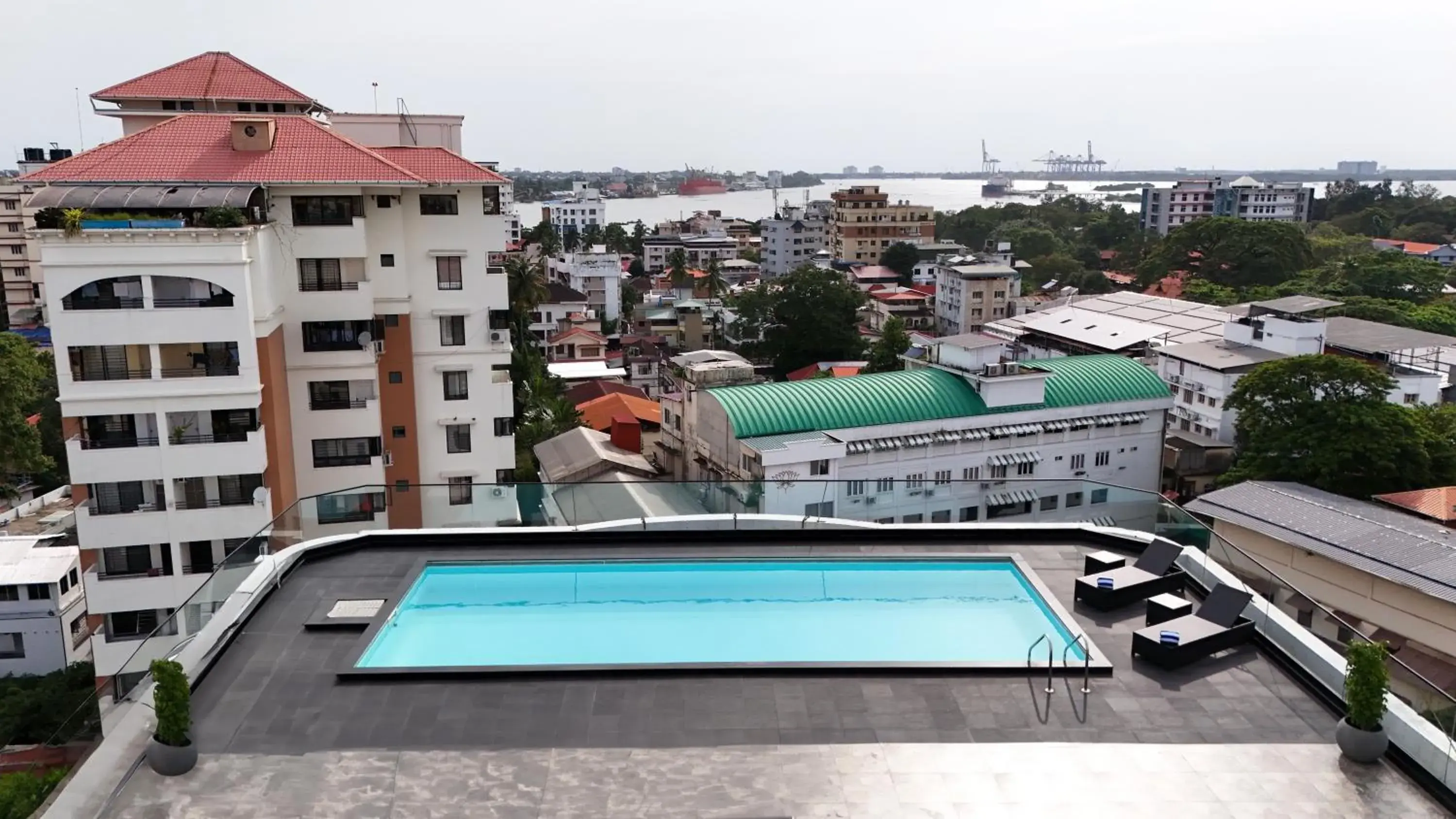 Swimming pool in Travancore Court Swimming pool in Travancore Court