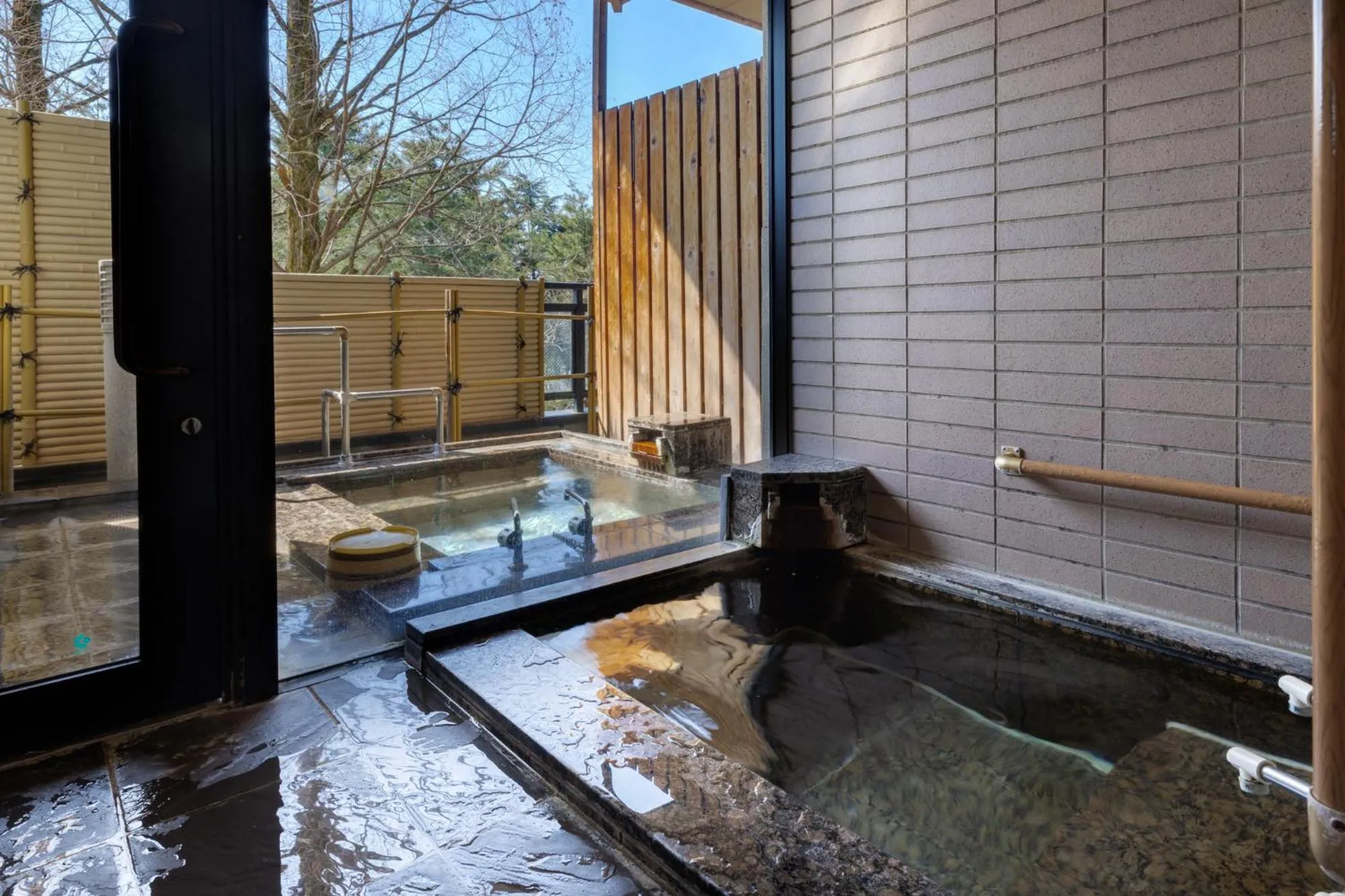 Hot Spring Bath in Matsusaki