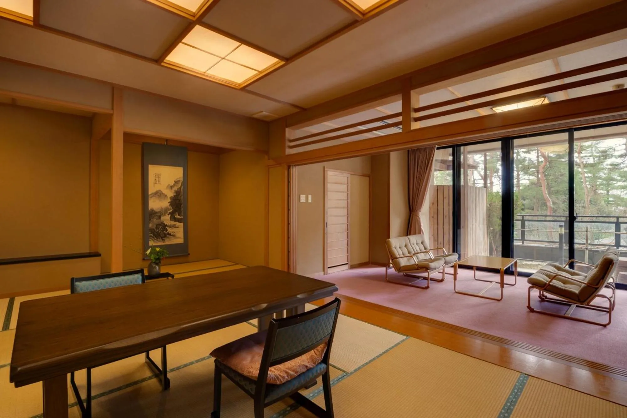 Photo of the whole room in Matsusaki