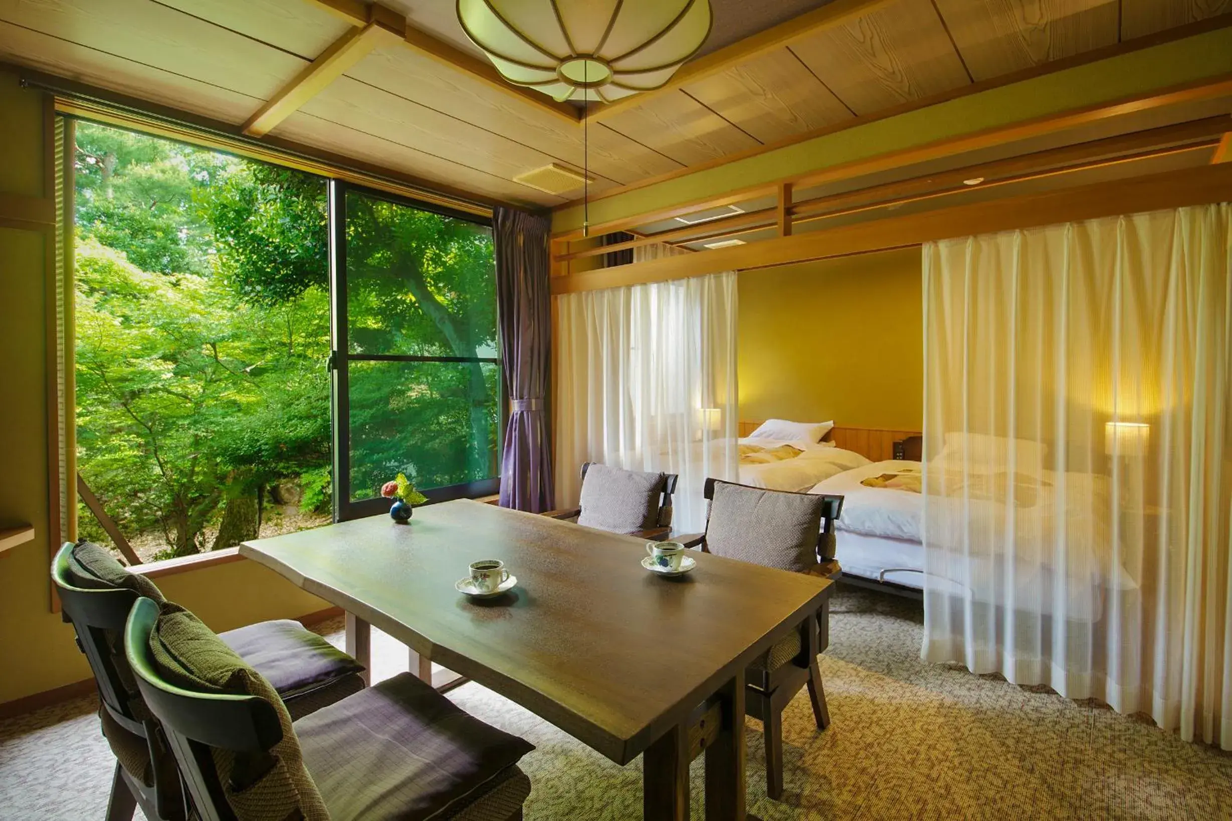 Dining area, Bed in Matsusaki Dining area, Bed in Matsusaki