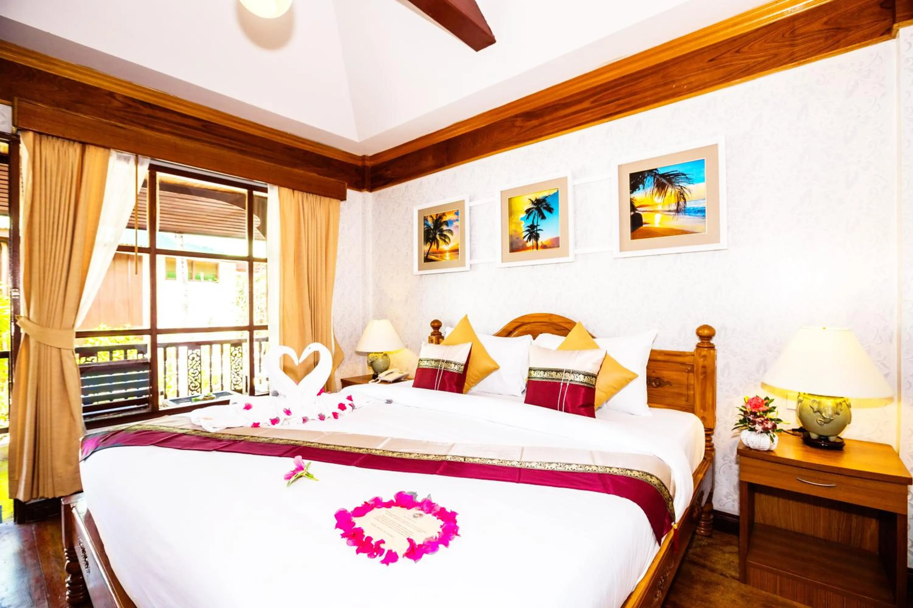Bedroom, Bed in Lamai Coconut Beach Resort