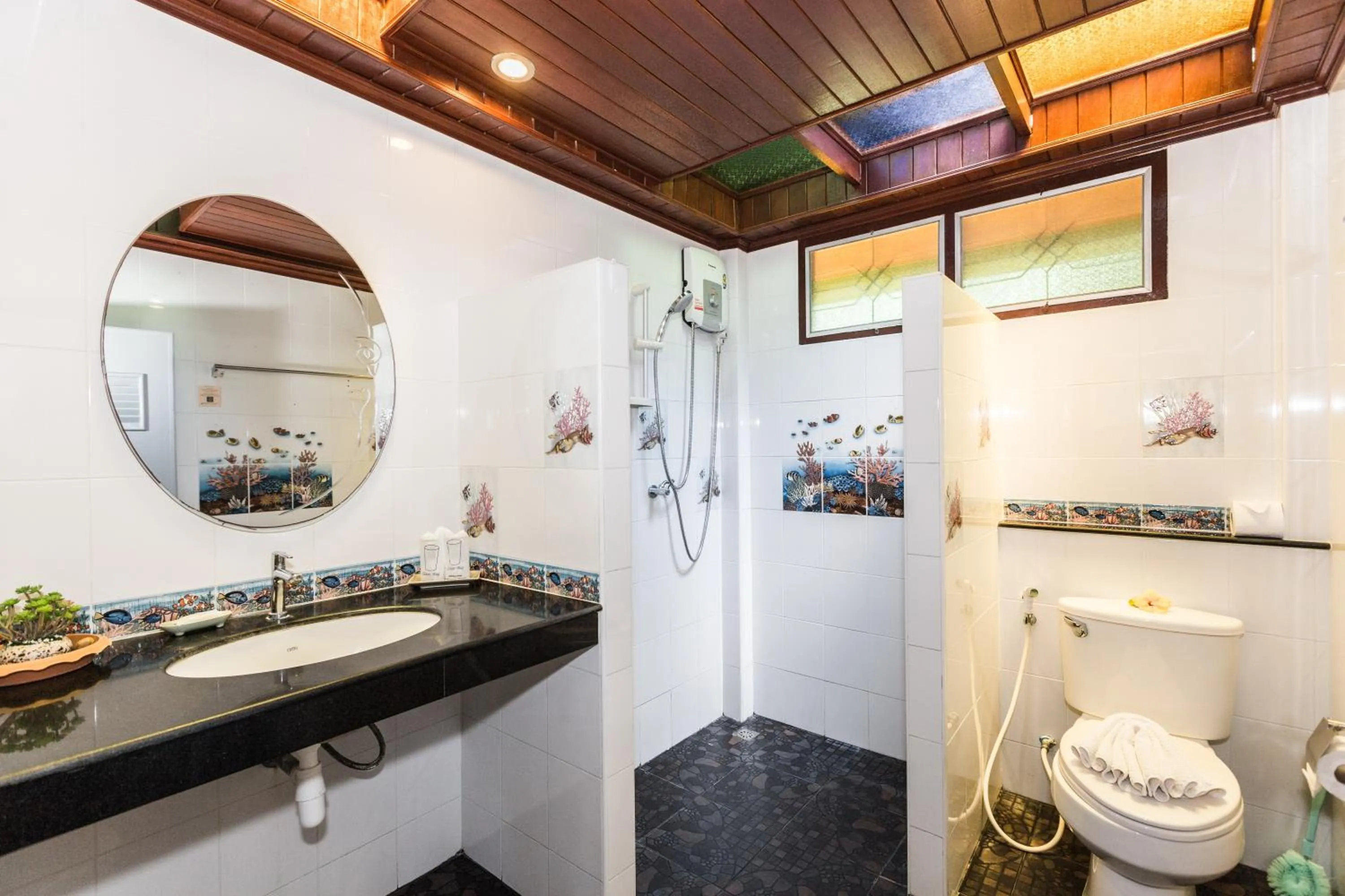 Shower in Lamai Coconut Beach Resort