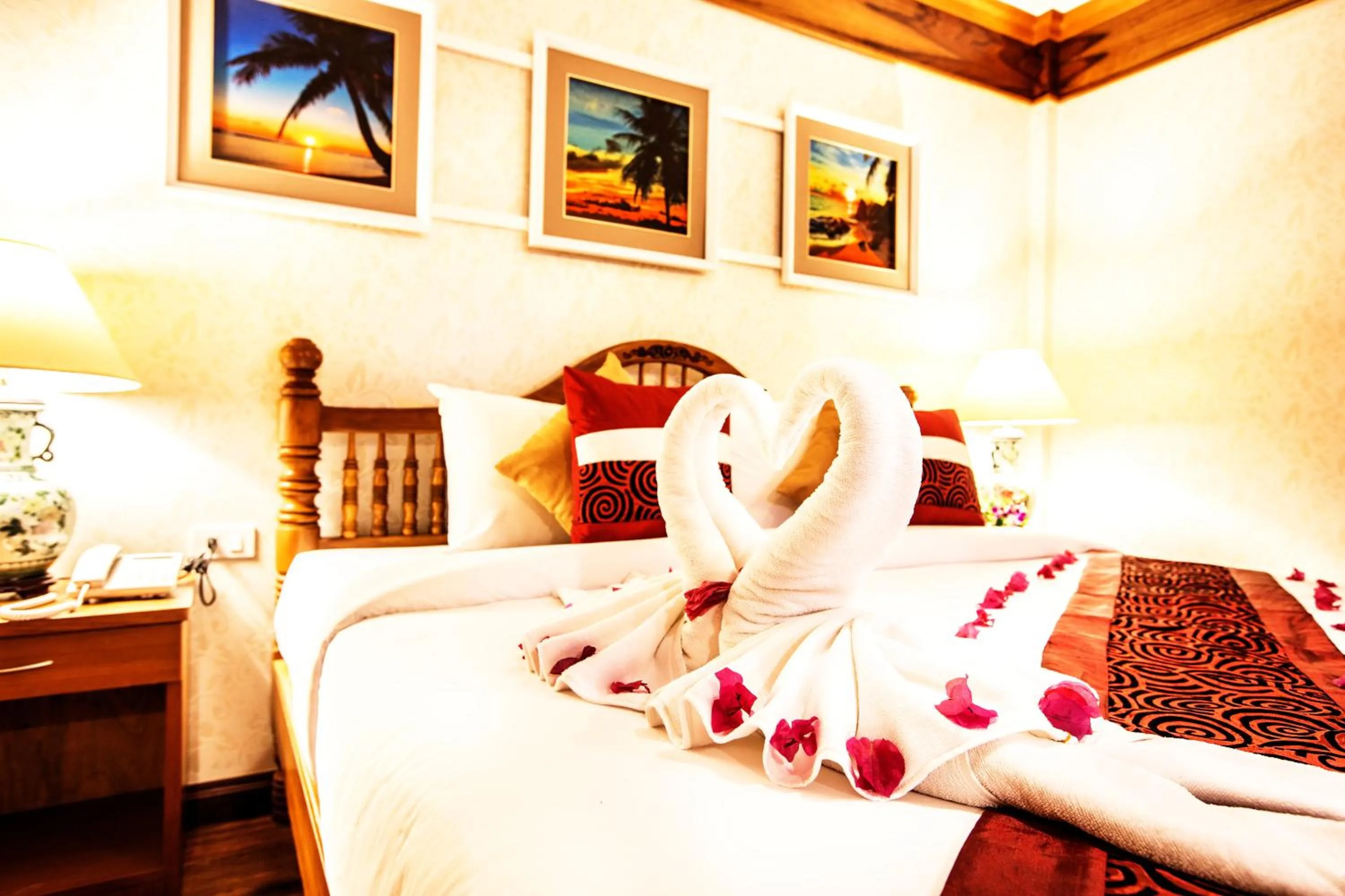 Bedroom, Bed in Lamai Coconut Beach Resort